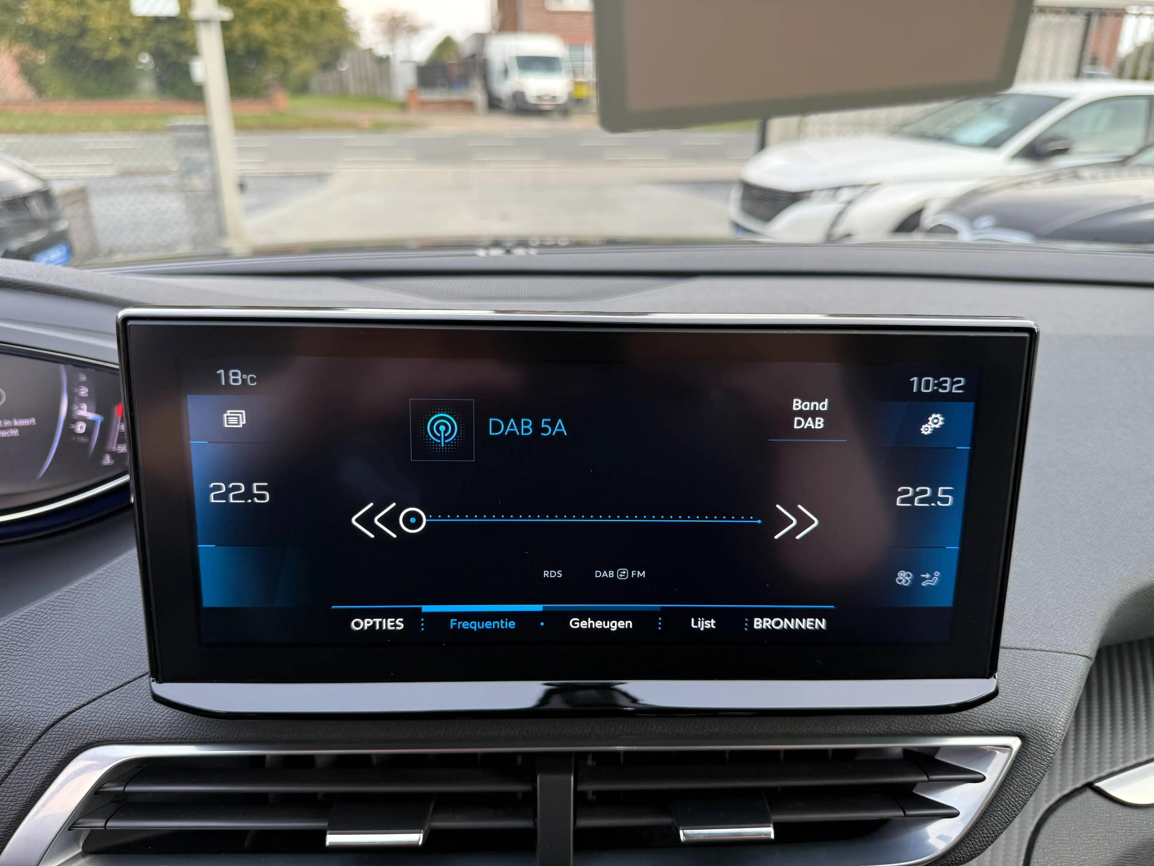 Peugeot 5008 1.5 BLUEHDI 130PK 7 ZETELS NAVIGATIE LEDER CAMERA DODE HOEK CARPLAY FULL LED — photo 24