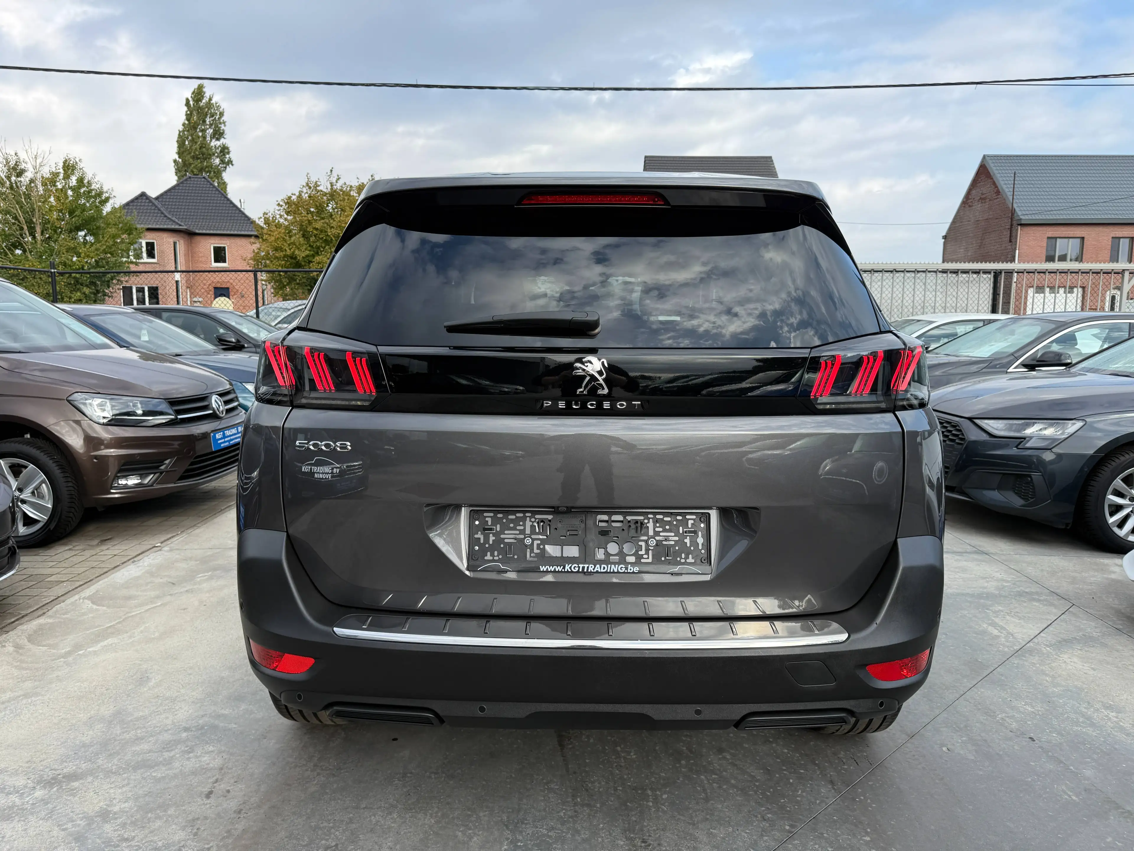 Peugeot 5008 1.5 BLUEHDI 130PK 7 ZETELS NAVIGATIE LEDER CAMERA DODE HOEK CARPLAY FULL LED — photo 6