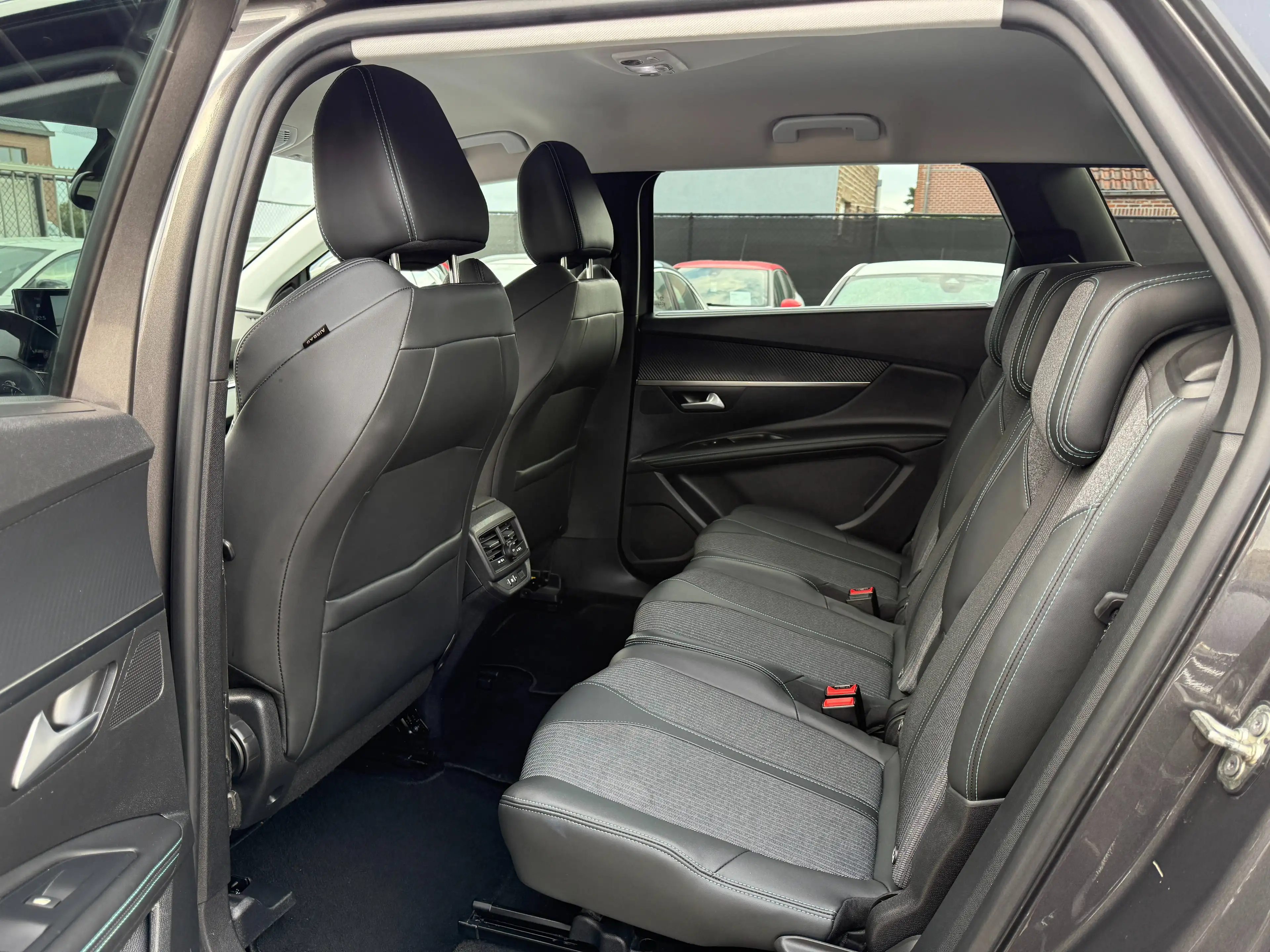 Peugeot 5008 1.5 BLUEHDI 130PK 7 ZETELS NAVIGATIE LEDER CAMERA DODE HOEK CARPLAY FULL LED — photo 15
