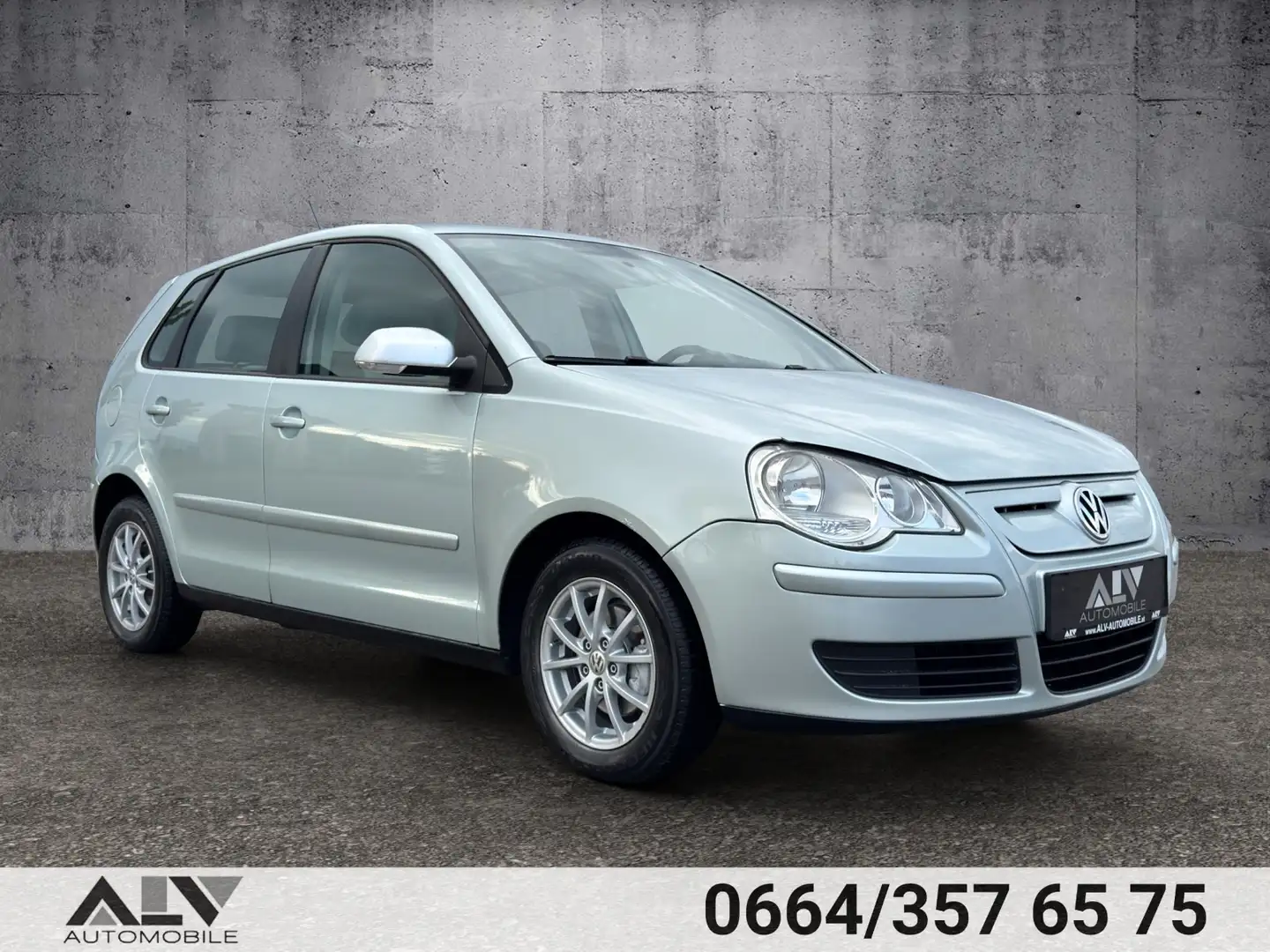 Volkswagen Polo BlueMotion TDI 2.Besitz! Šedá - 1