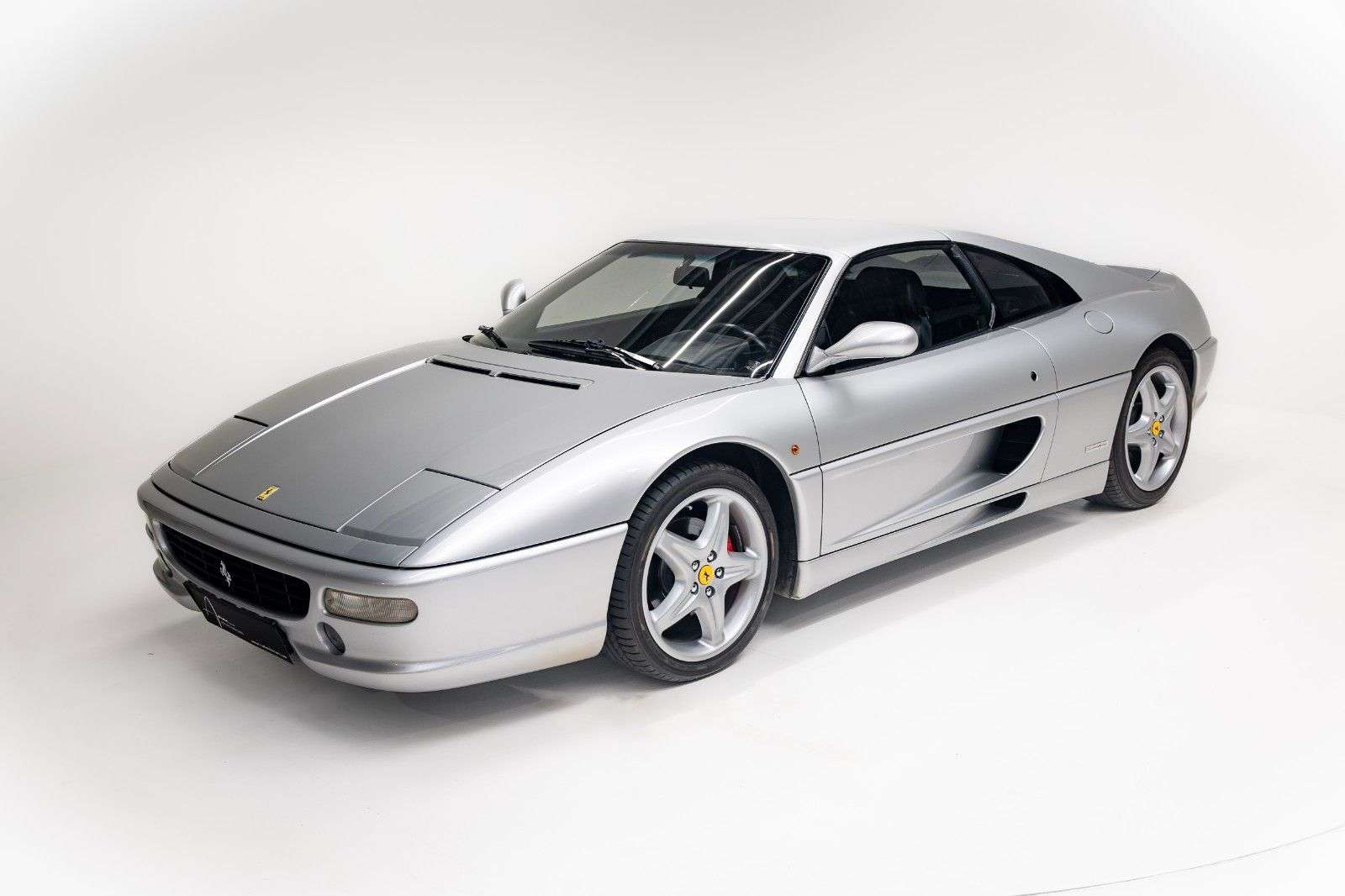 Second hand Ferrari F355 3.5