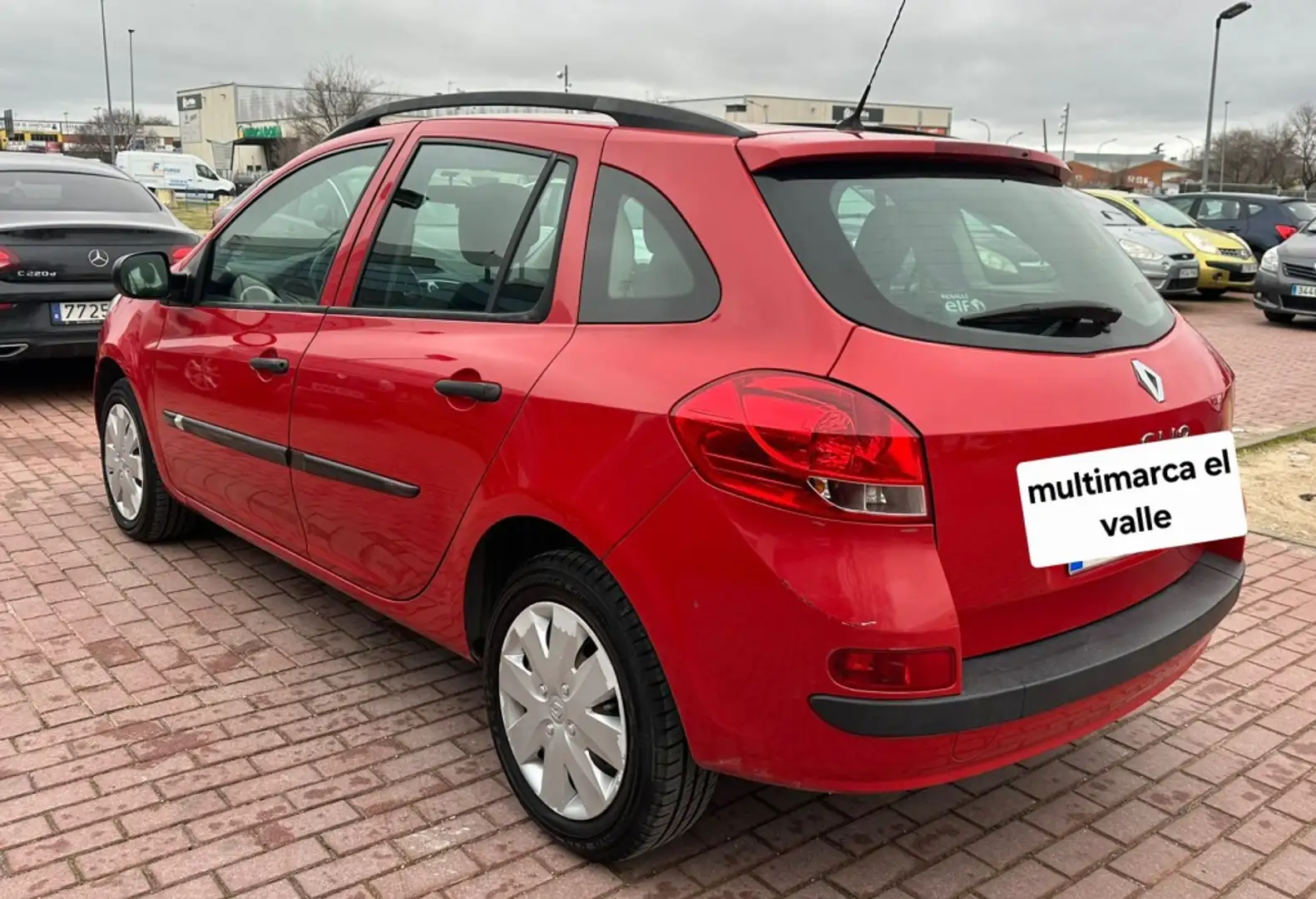 Renault Clio Grand Tour 1.5DCI Expression Rot - 2