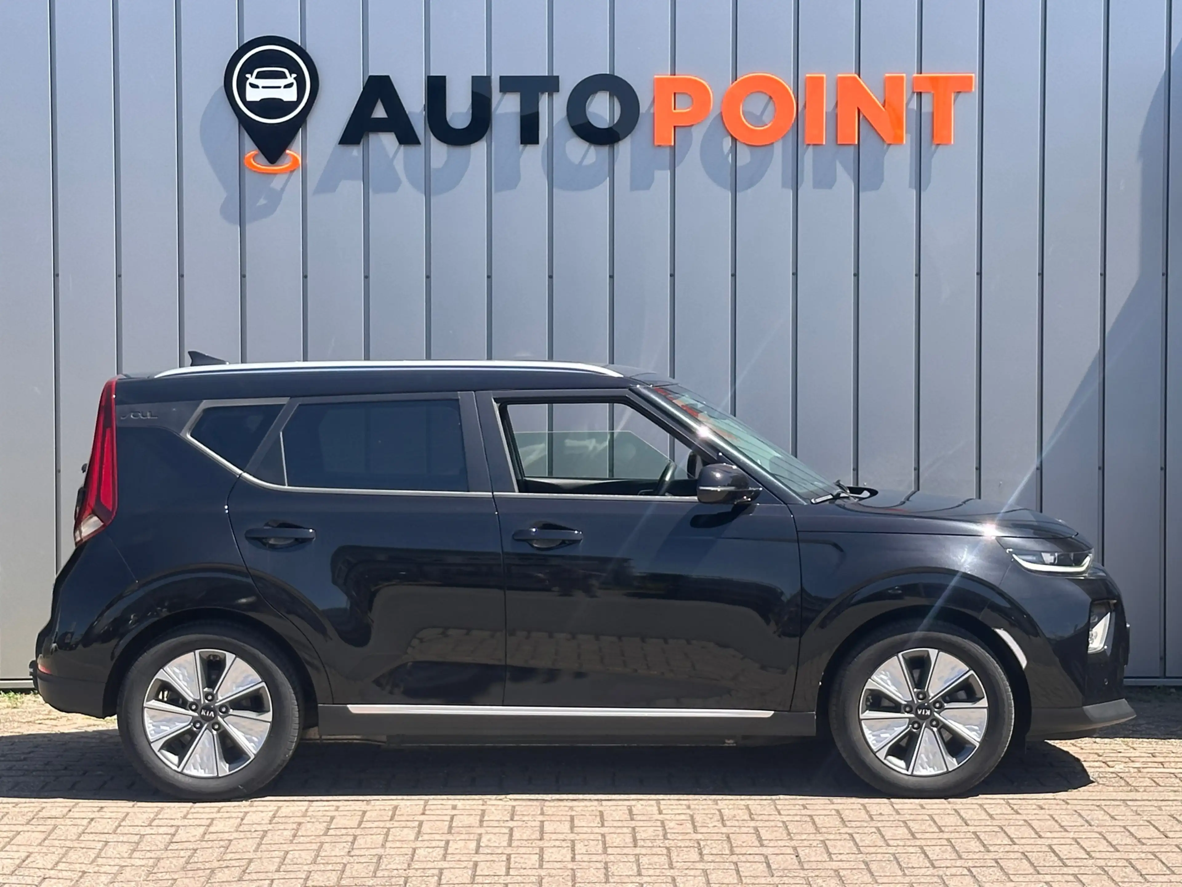 Kia Soul E-Soul ExecutiveLine 64 kWh 1E EIG ORG NL TREKHAAK — photo 4