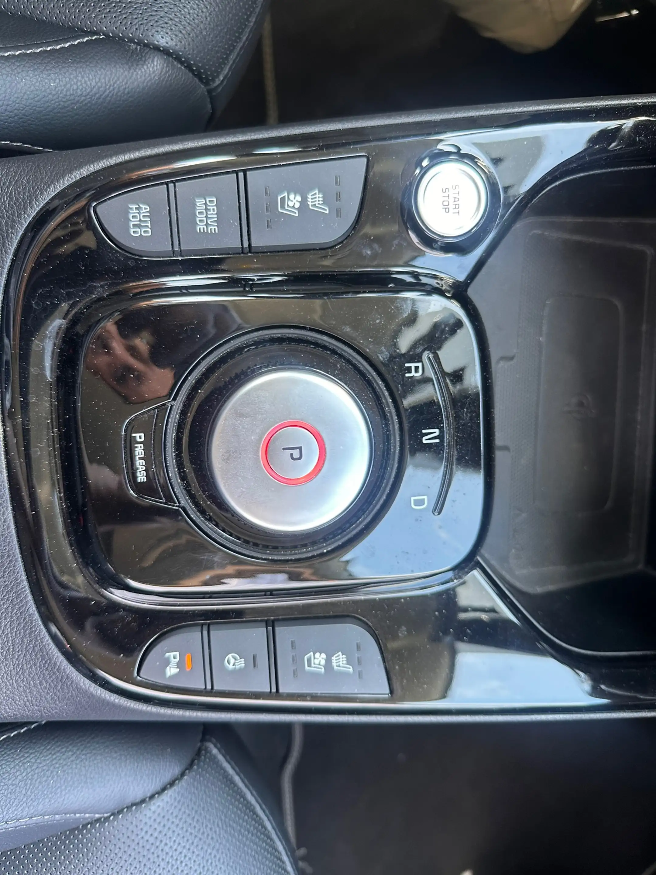 Kia Soul E-Soul ExecutiveLine 64 kWh 1E EIG ORG NL TREKHAAK — photo 9
