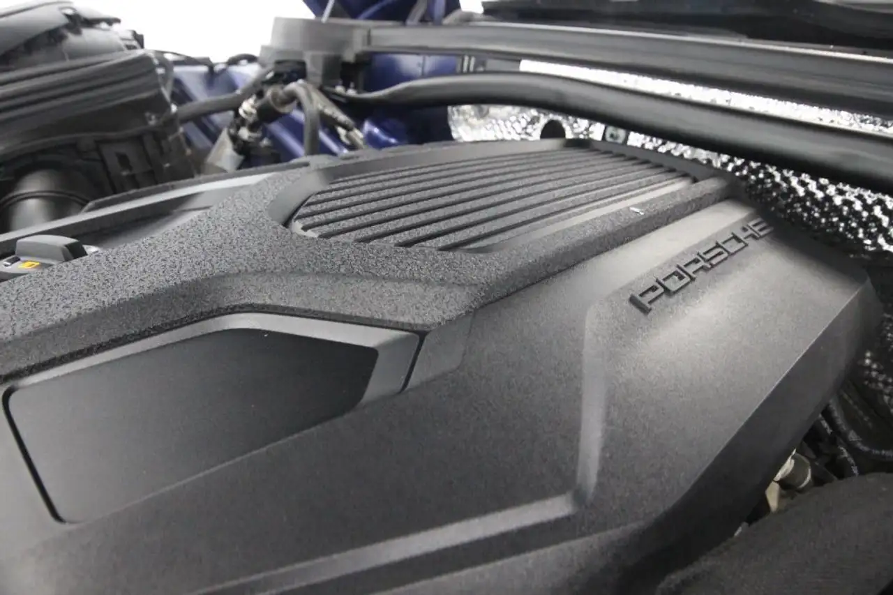 Porsche Macan снимка Porsche Macan