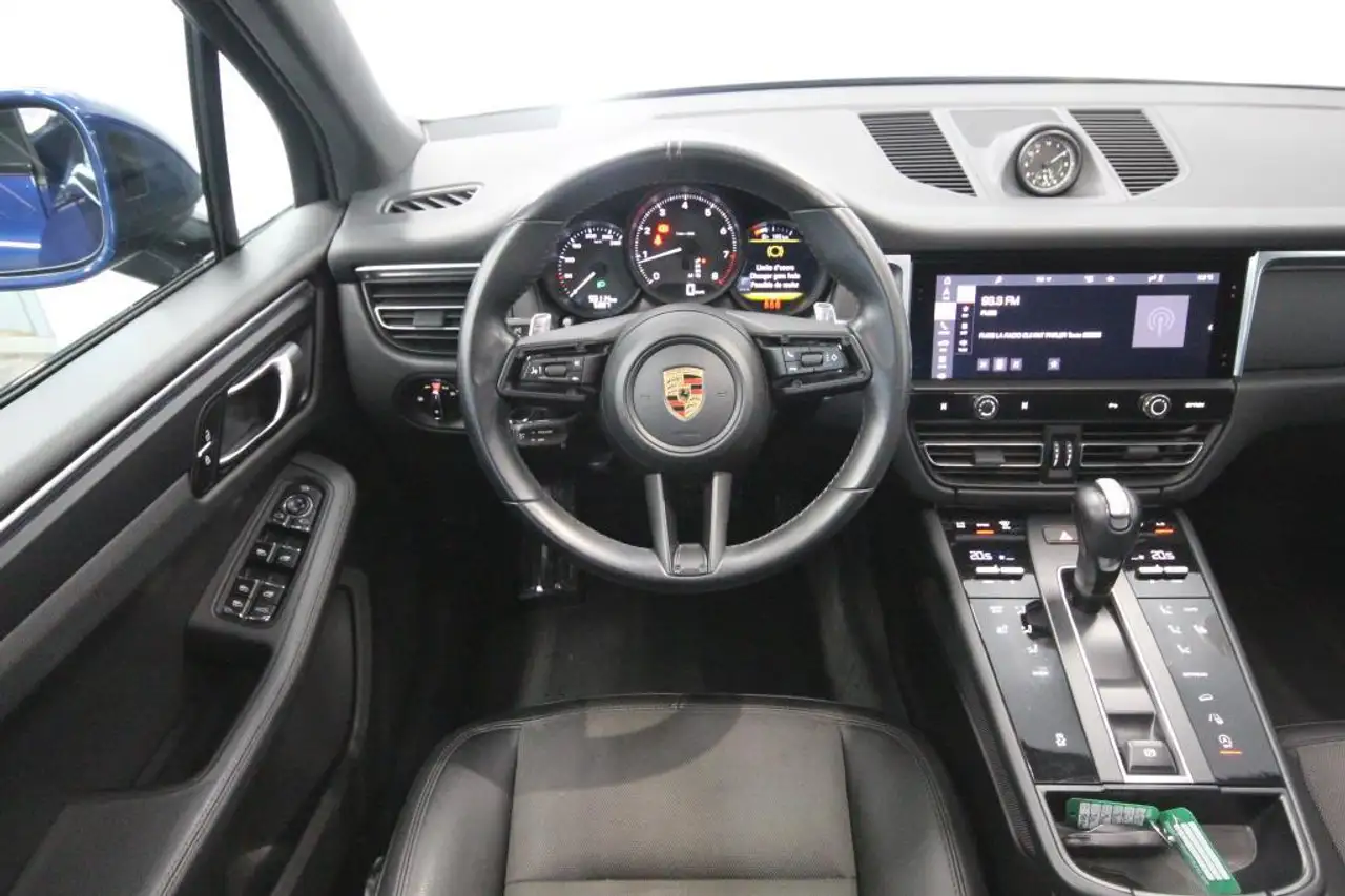 Porsche Macan снимка Porsche Macan