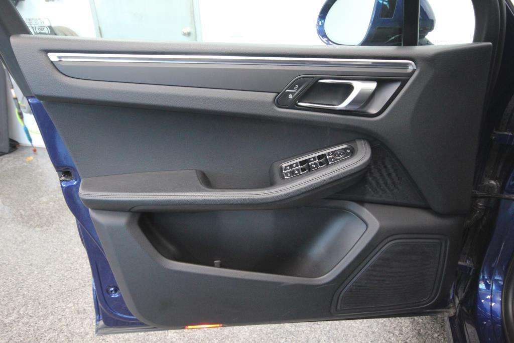 2023 Porsche Macan TOIT / AWD thumb 16