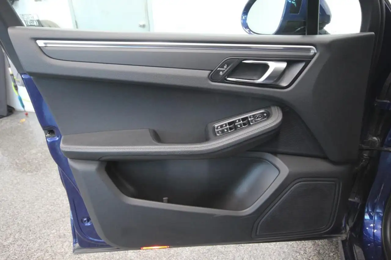 Porsche Macan снимка Porsche Macan