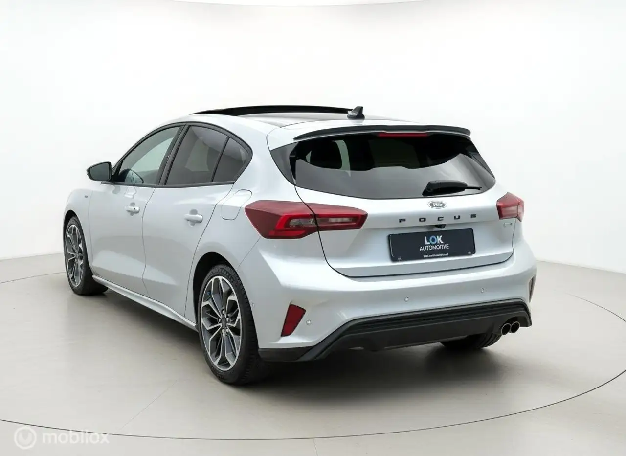 Ford Focus 1.0 EcoBoost Hybrid ST Line X PANO LEDER HUD CAMER, миниатюра 4