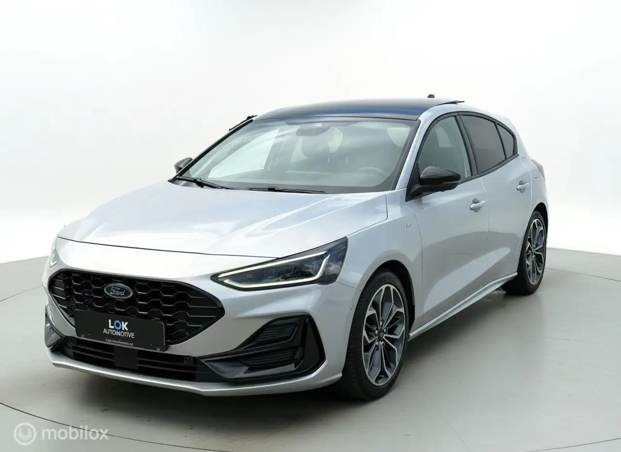 Ford Focus 1.0 EcoBoost Hybrid ST Line X PANO LEDER HUD CAMER, миниатюра 3