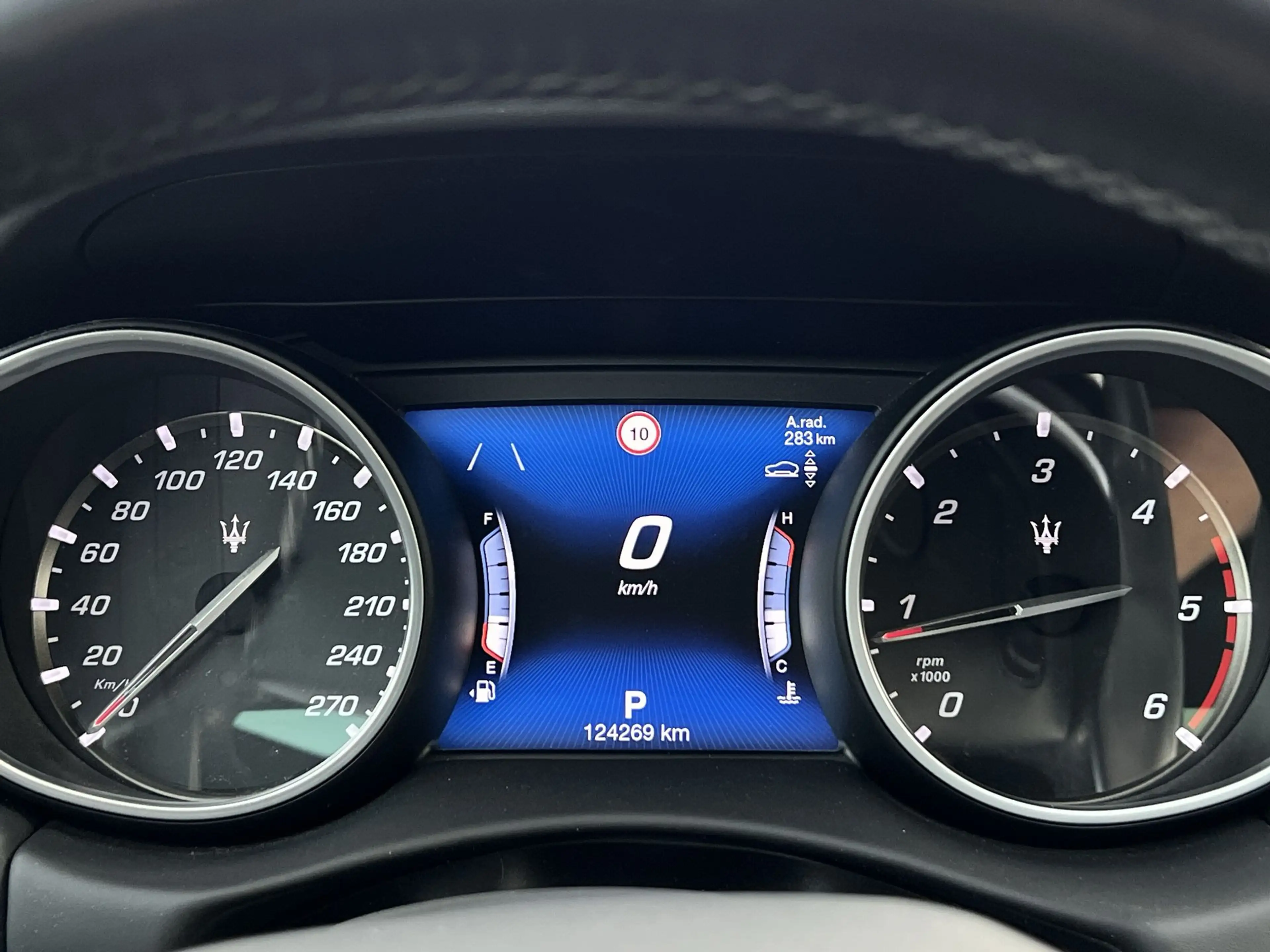 Maserati Levante 3.0 V6 D AWD GranLusso |CARBON|LUCHTVERING|STOELVE — photo 8
