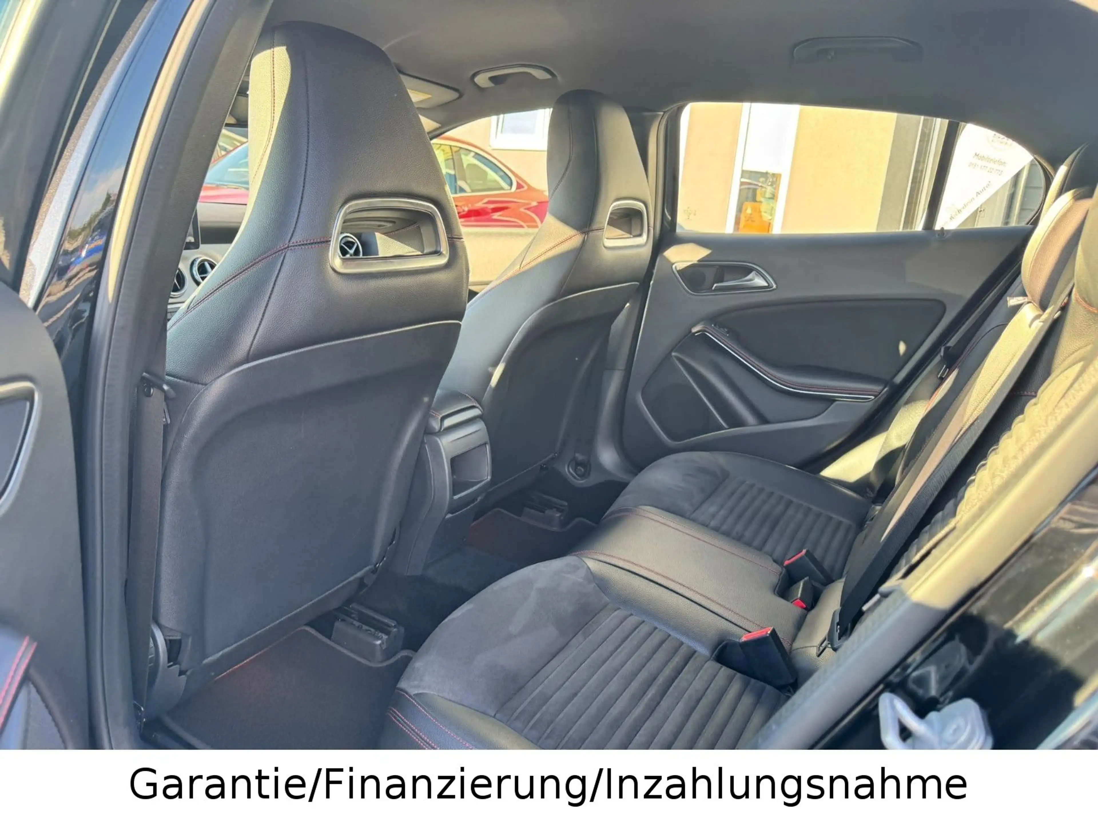 Mercedes-Benz GLA 200 CDI / *Automatik*Navi*AMG*TüvNeu — photo 11
