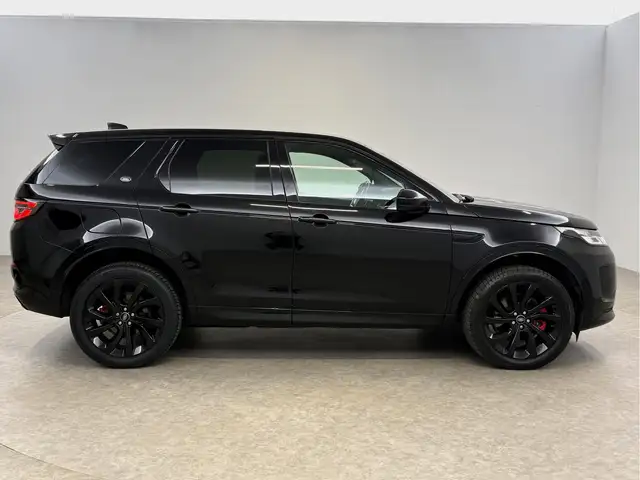Land Rover Discovery Sport view 11