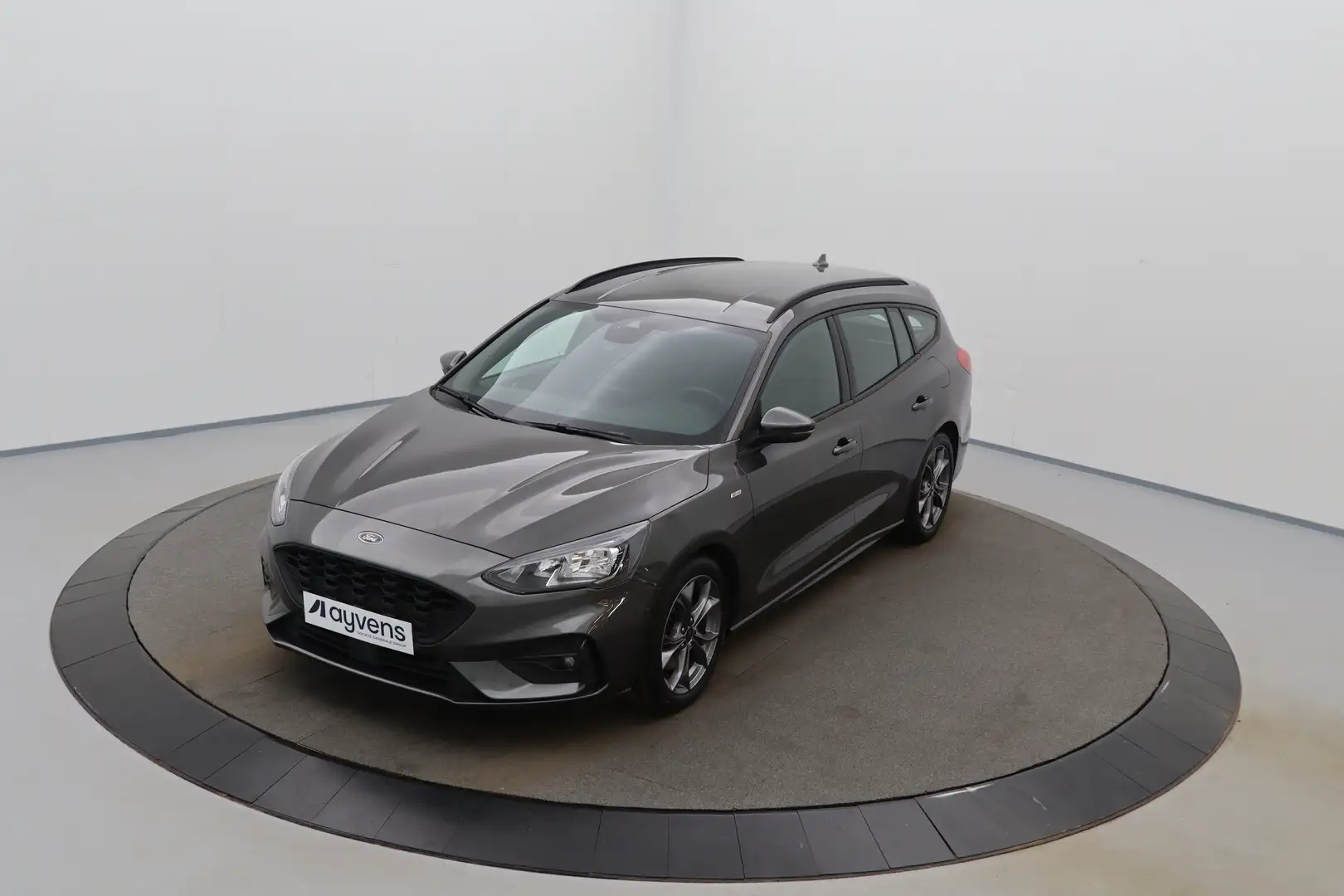 Ford Focus Clipper 1.5 EcoBlue ST-Line LED GPS PDC CAM Carpla Grijs - 1