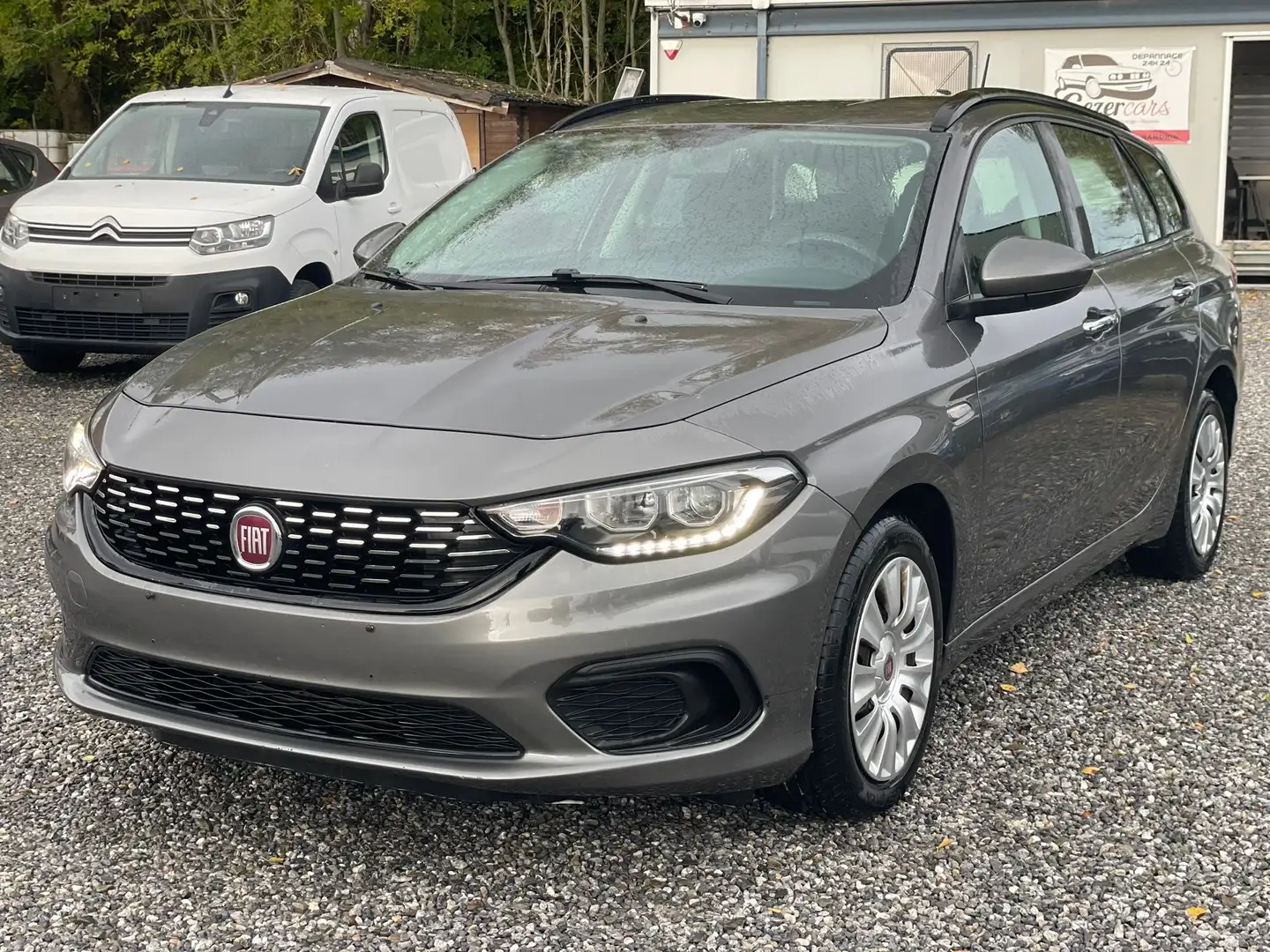 Fiat Tipo 1.3 MultiJet CLIM-NAVIGATION 12 MOIS DE GARANTIE Grijs - 1