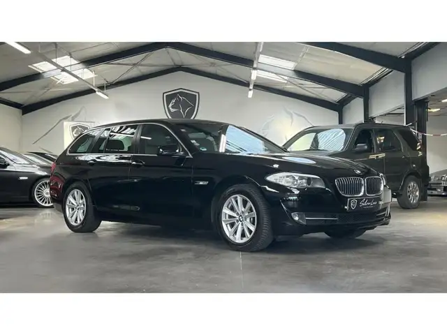 BMW 530 SERIE 530i PACK LUXE 3.0 CYLINDRES 272 BREAK F11 / BOITE MECA / HISTORIQUE DISPO
