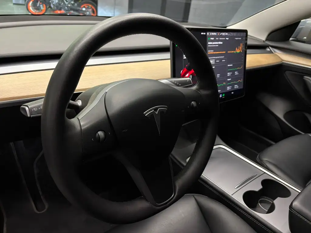 Tesla Model 3 | foto 8