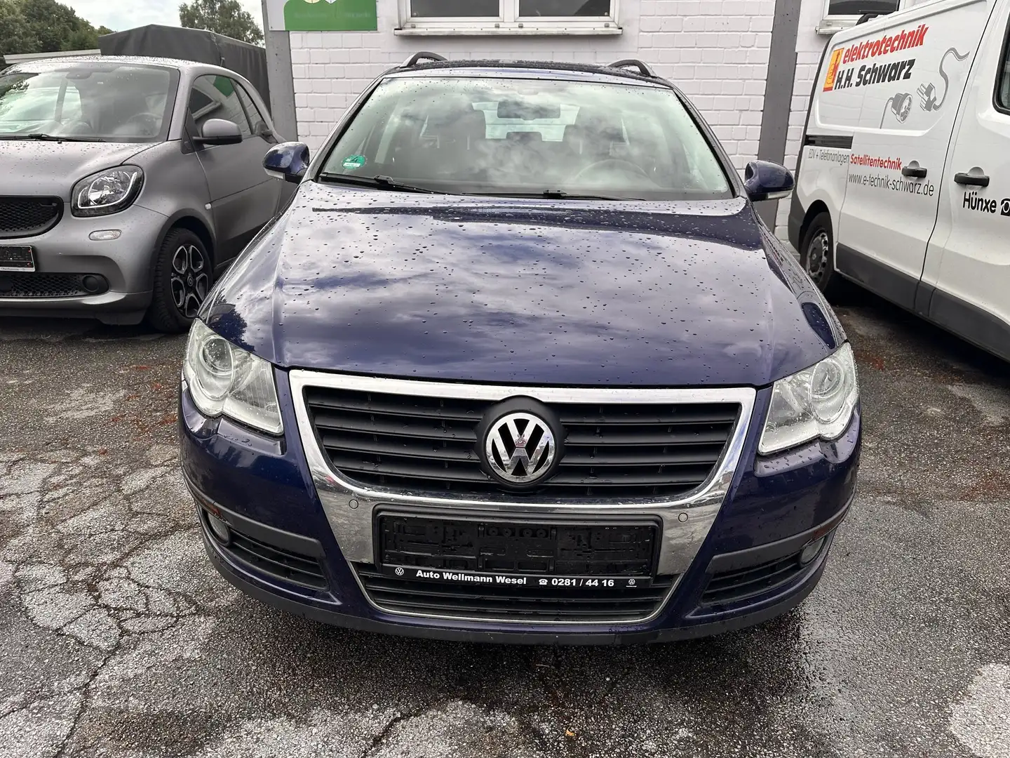 Volkswagen Passat Variant Trendline VB Blau - 2