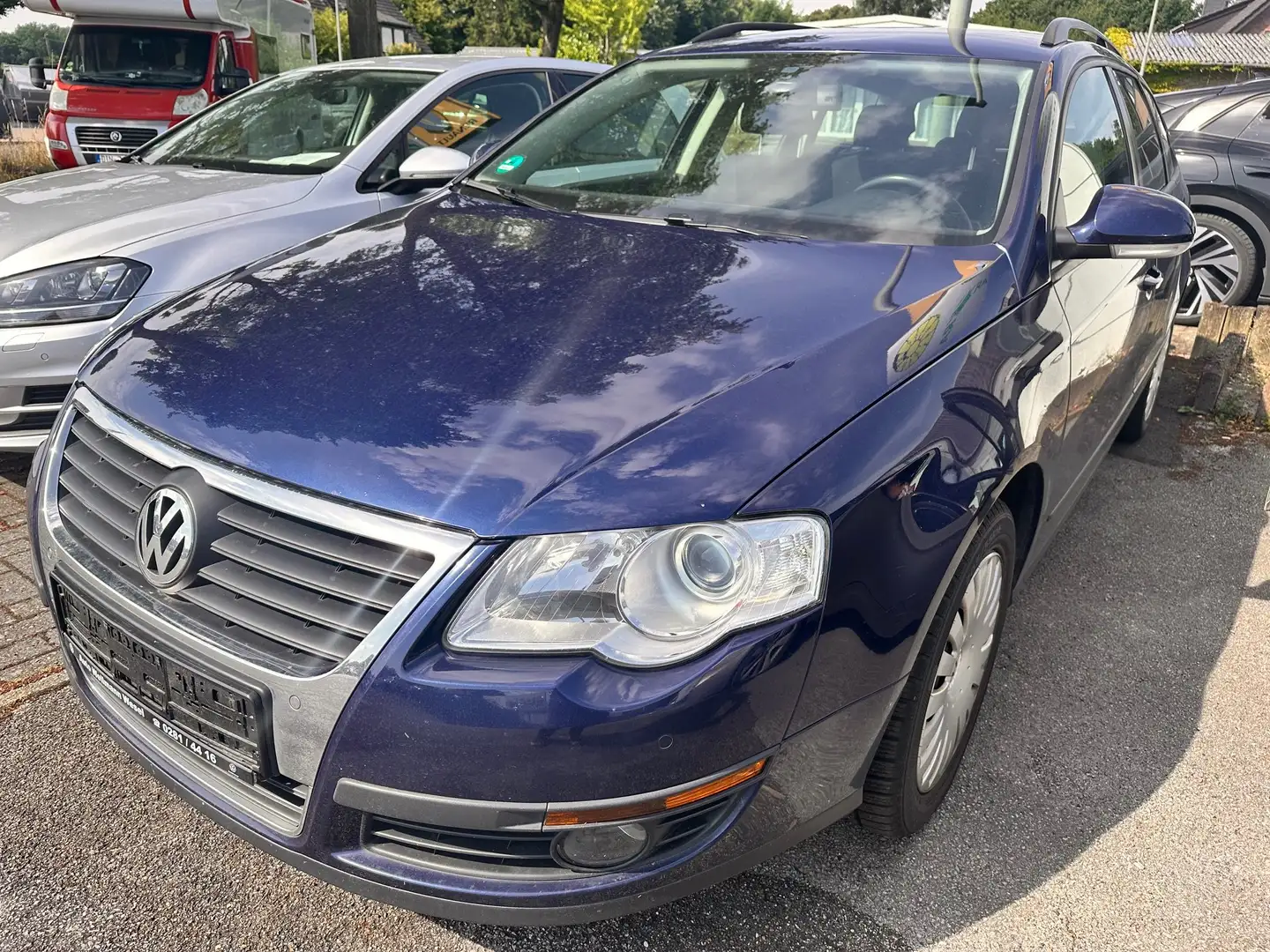 Volkswagen Passat Variant Trendline VB Синий - 1
