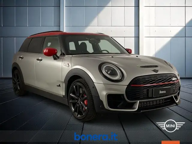 MINI Clubman view 4