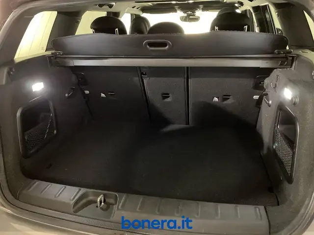 MINI Clubman view 13