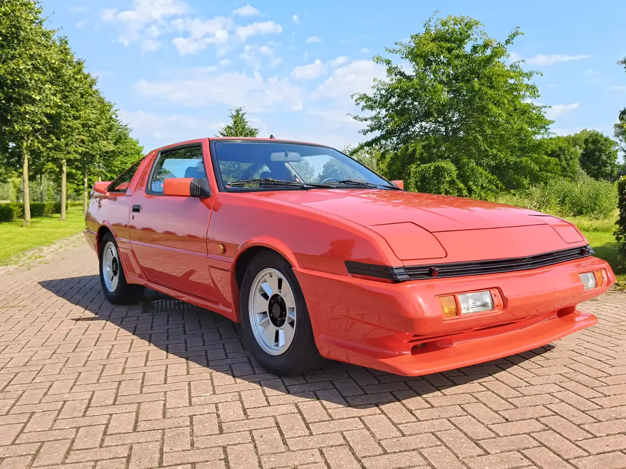 Mitsubishi Starion