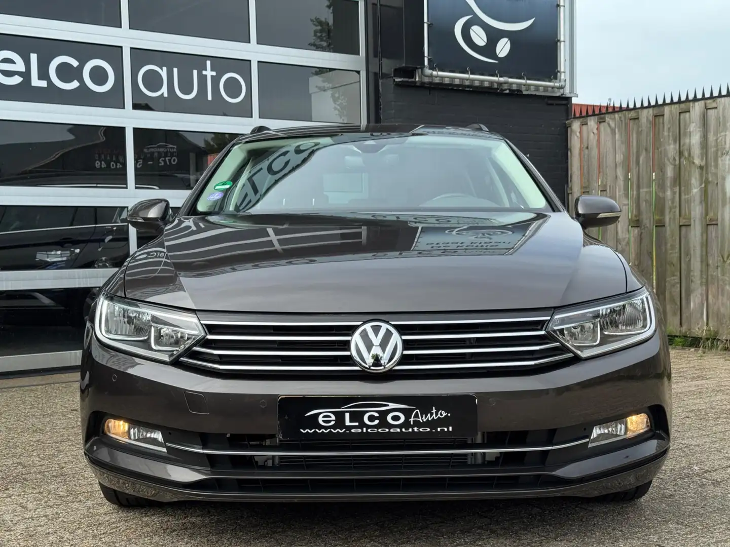 Volkswagen Passat Variant 1.4 TSI 150pk ACT Highline Business / Trekhaak Gris - 2