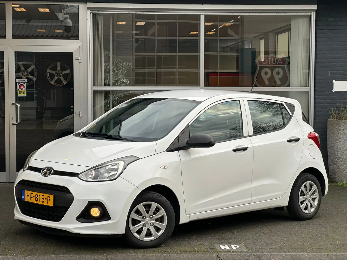 Hyundai i10 1.0i i-Drive NAP / 5 DEURS Weiß - 1