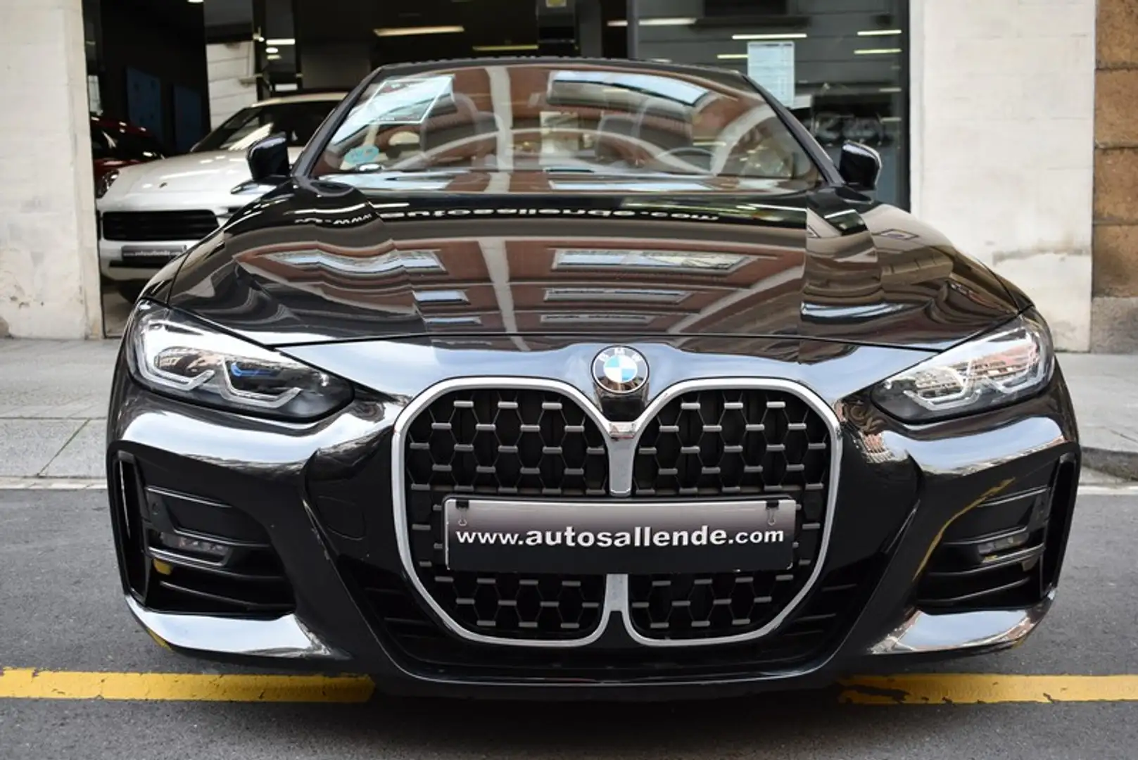 BMW 430 430iA Cabrio M Sport Pro Zwart - 2