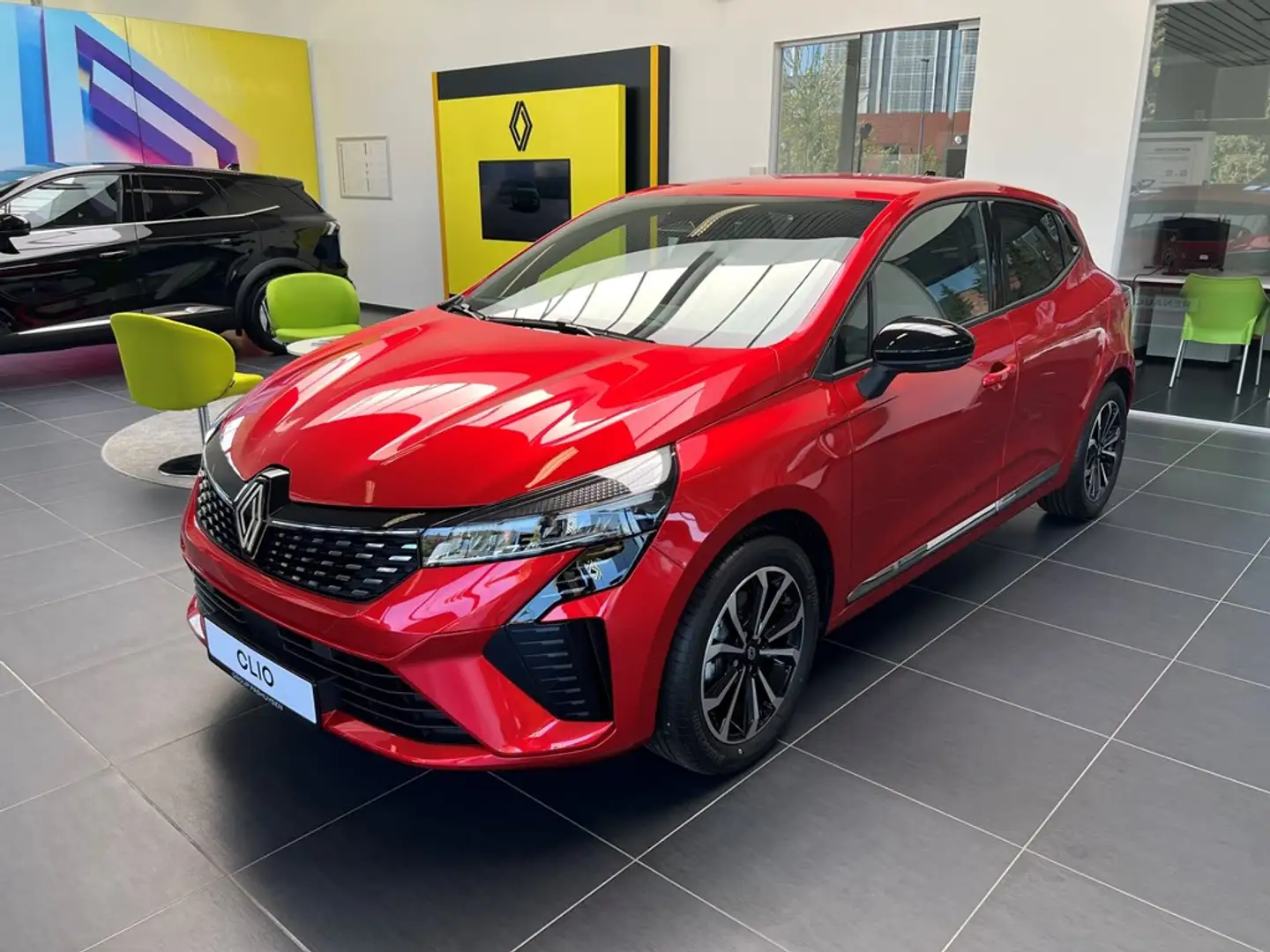 Renault Clio techno E-Tech full hybrid 145 Rojo - 1