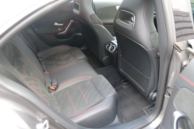 Mercedes-Benz CLA 200 Business Solution AMG — photo 25