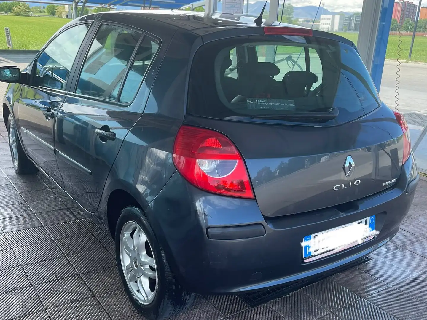 Renault Clio Clio III 2007 5p 1.2 16v (pack) Grigio - 1