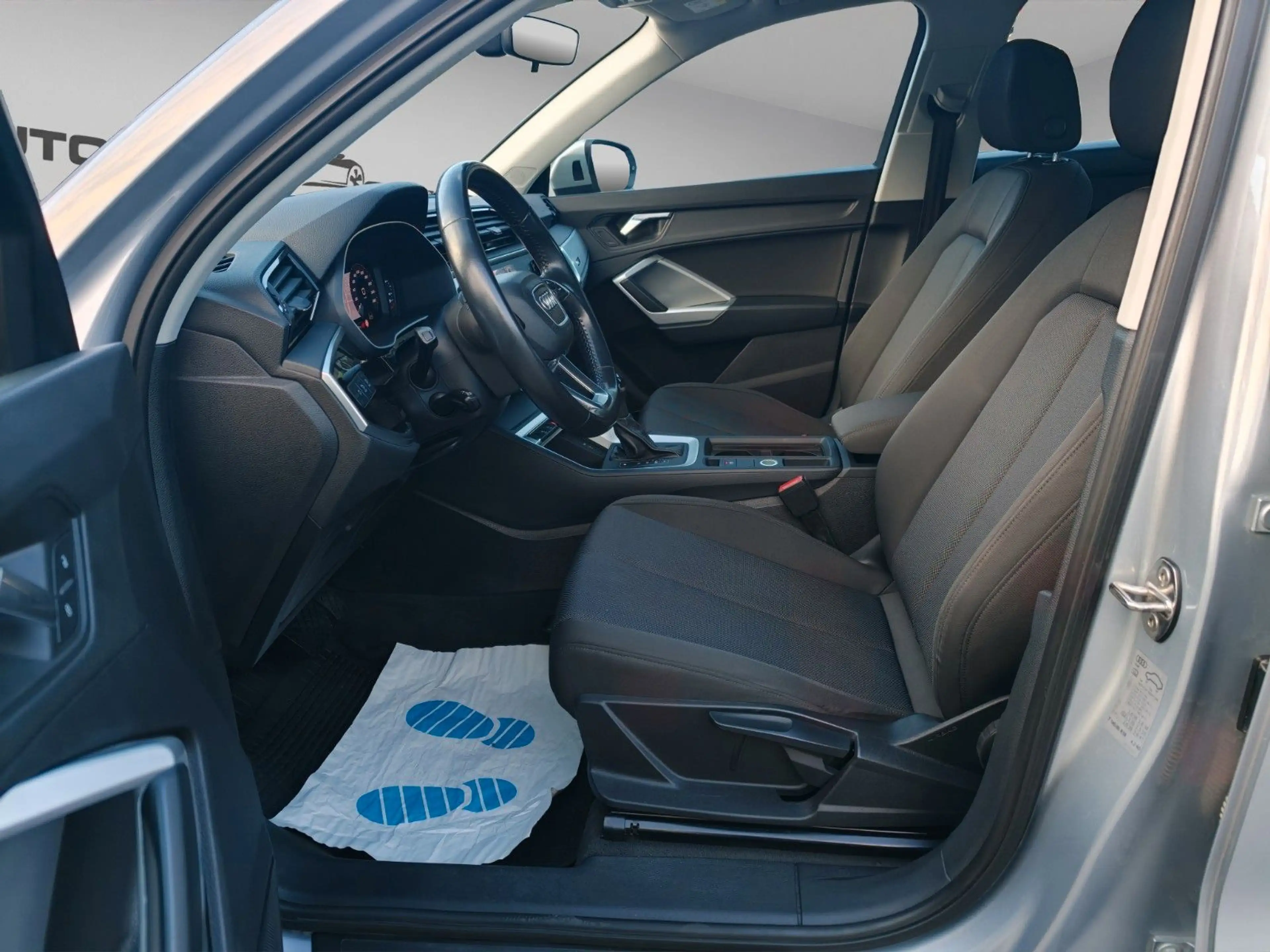 Audi Q3 35 TDI *AHK*B&O*KAMERA*NAVI*PDC*VIRTUAL* — photo 6