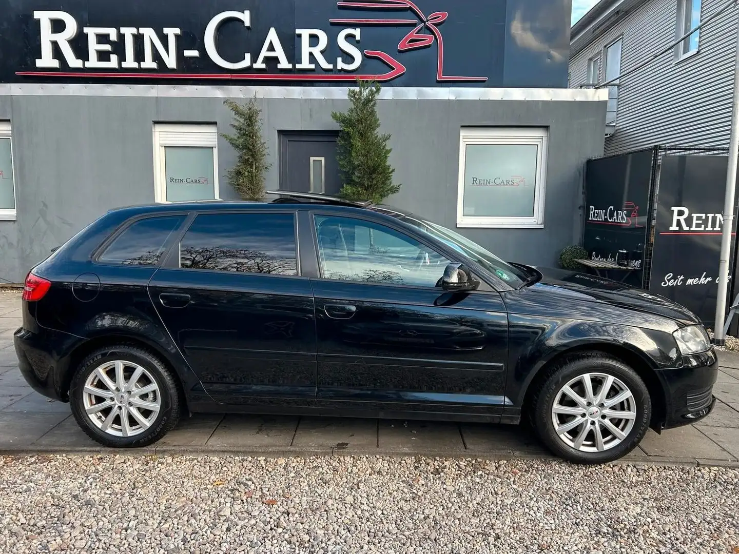 Audi A3 Sportback 1.4 TFSI/PANO/S-DACH/PDC/SHZ/TEMPOM Noir - 2