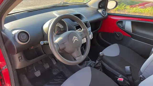 Citroen C1 view 8