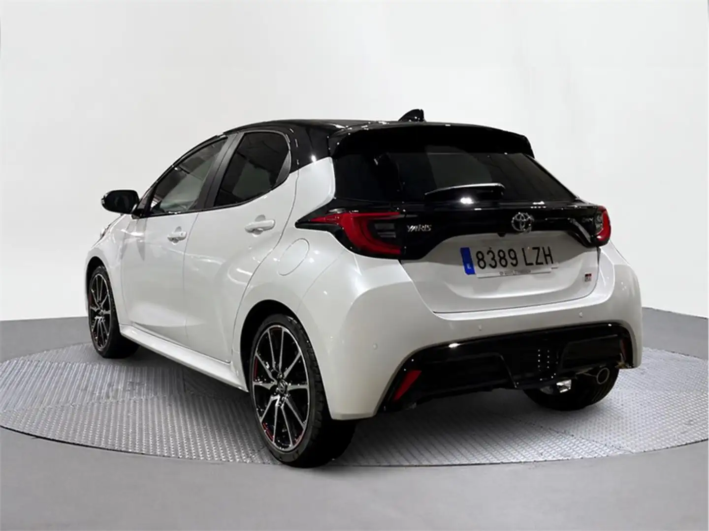 Toyota Yaris 120H 1.5 GR Sport - 2