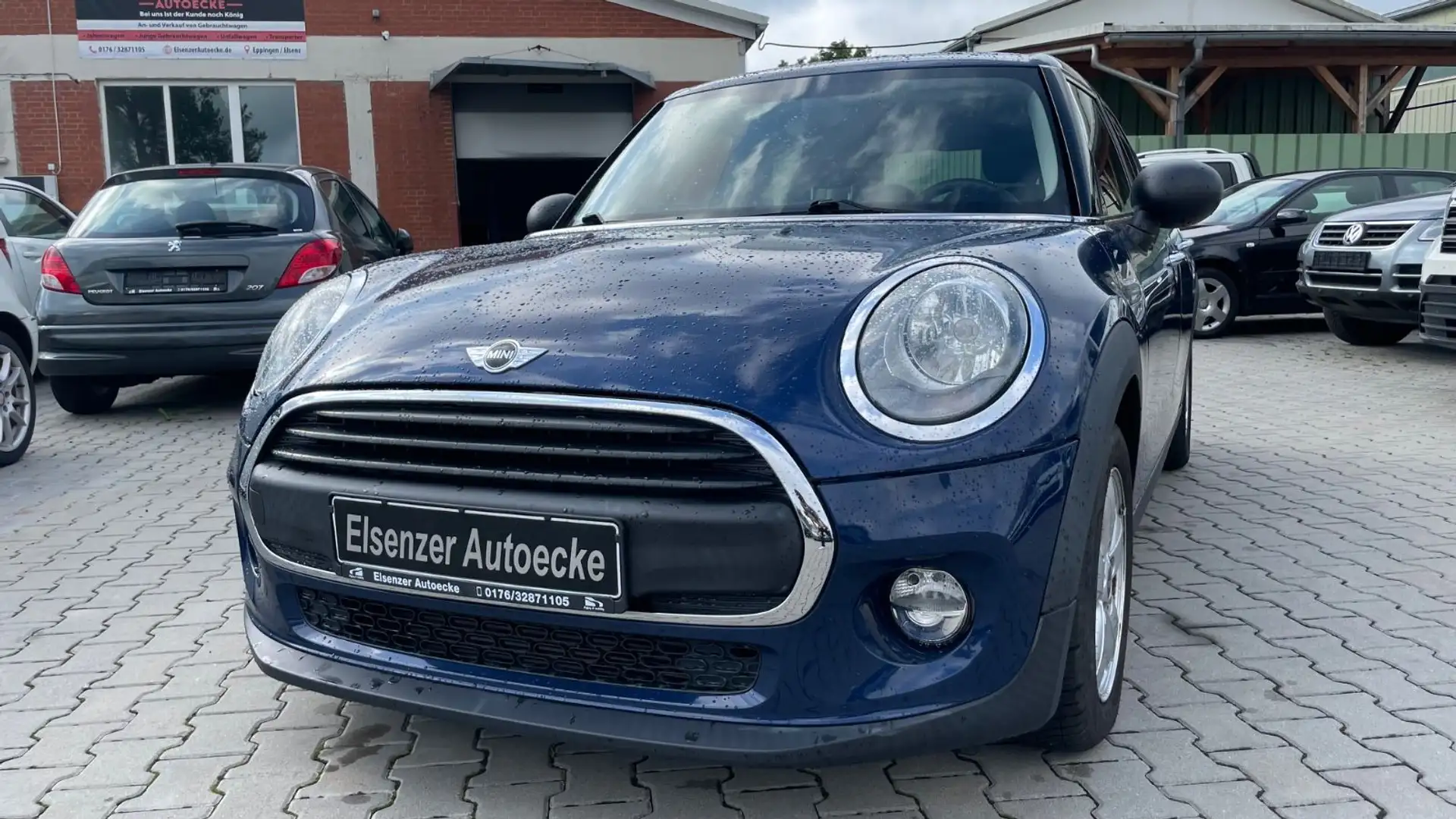 MINI One Mini 5-trg. One Carbon SHZ Wenig KM. Modrá - 2