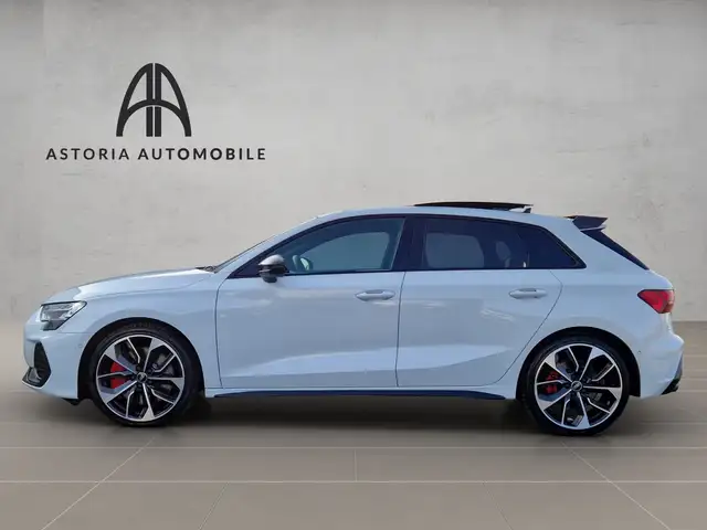 Audi S3 view 6