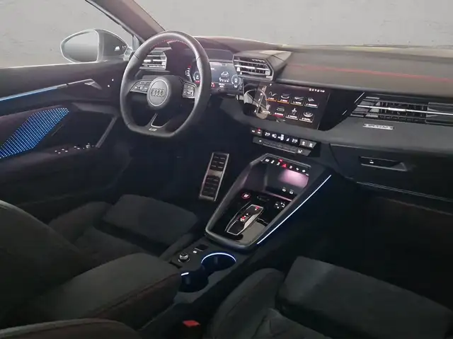 Audi S3 view 10