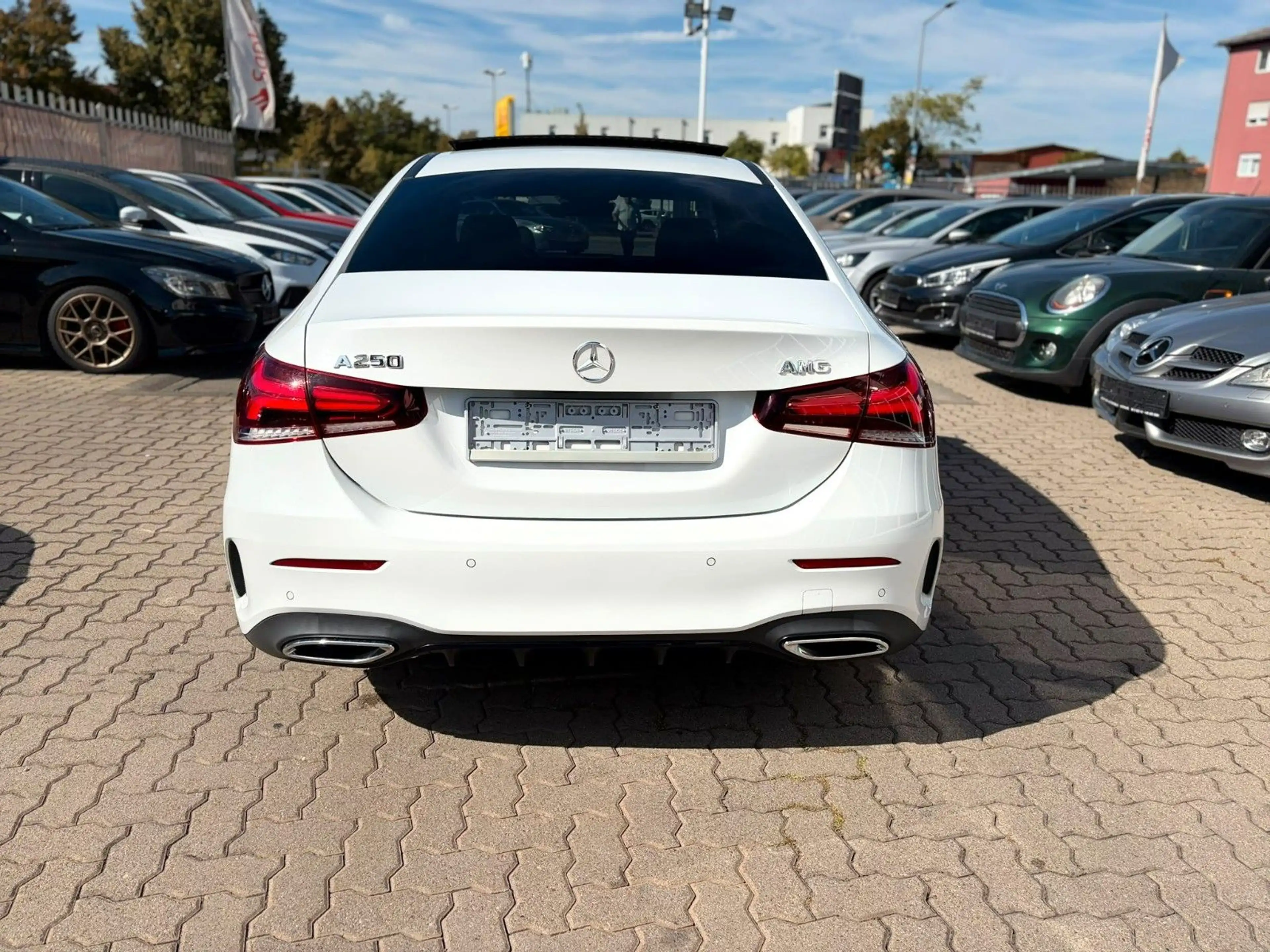 Mercedes-Benz A 250 Limousine*PANO*AMG*NIGHT-PAKET* KAMERA* — photo 5