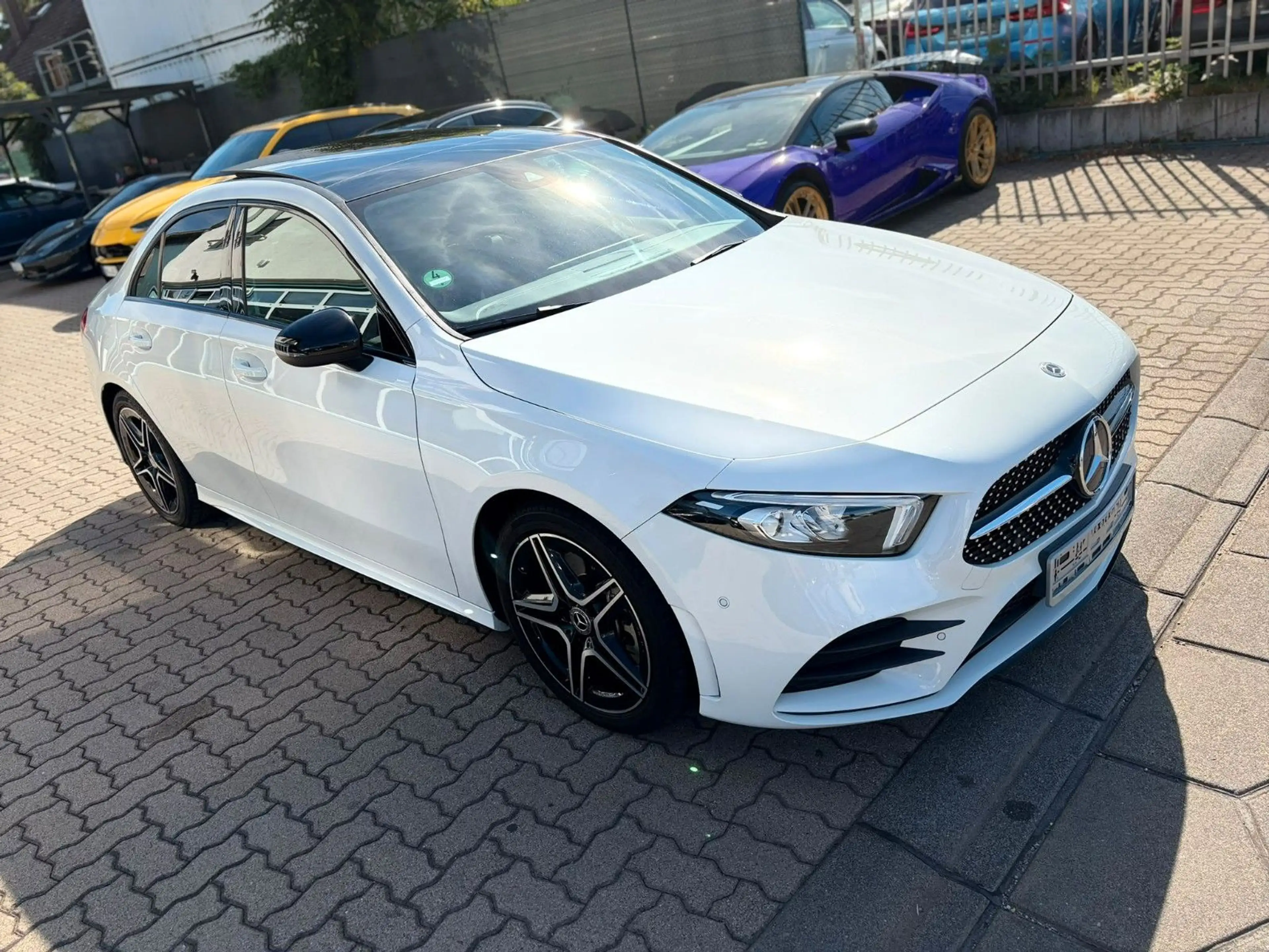 Mercedes-Benz A 250 Limousine*PANO*AMG*NIGHT-PAKET* KAMERA* — photo 9