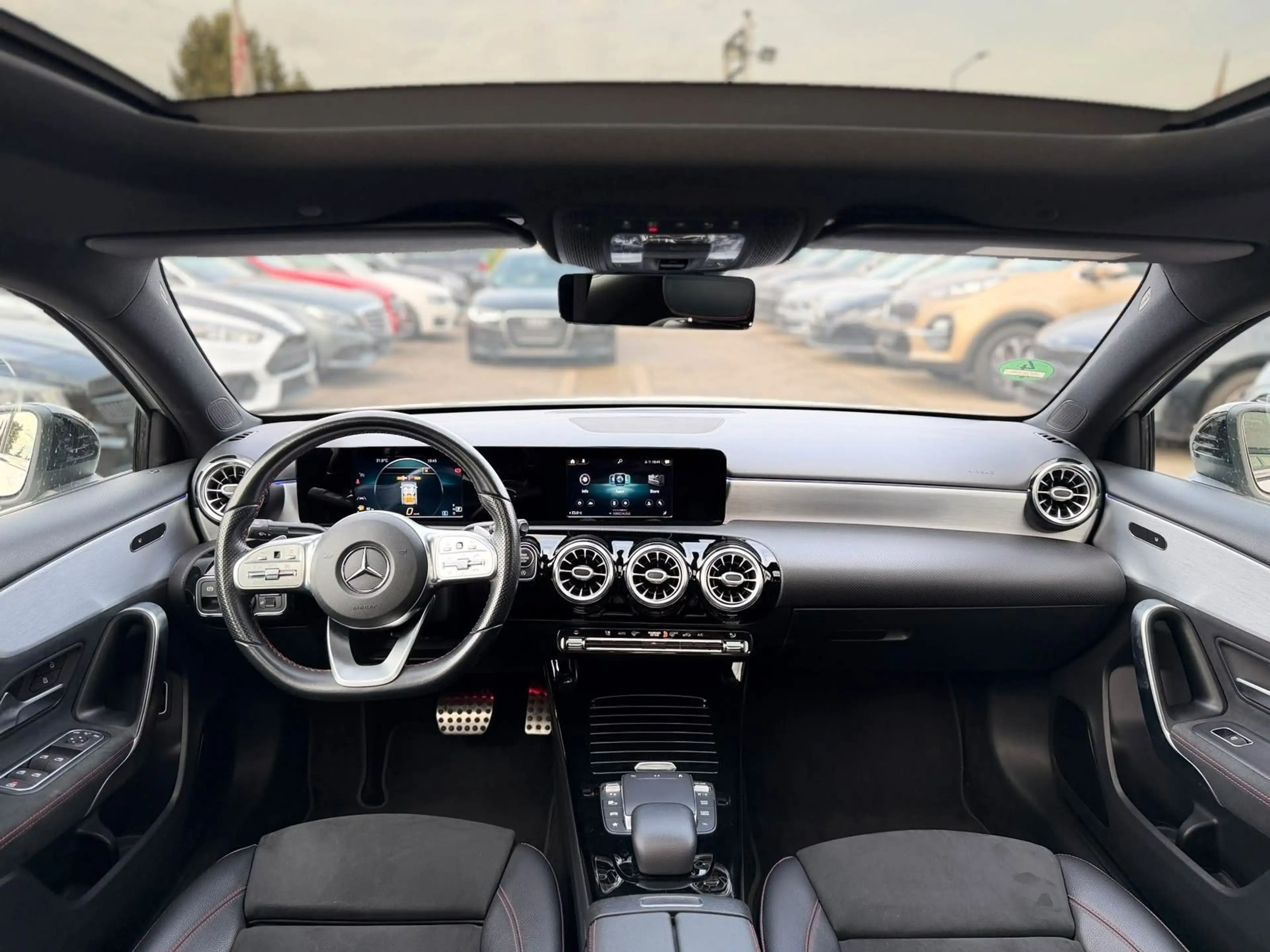 Mercedes-Benz A 250 Limousine*PANO*AMG*NIGHT-PAKET* KAMERA* — photo 13