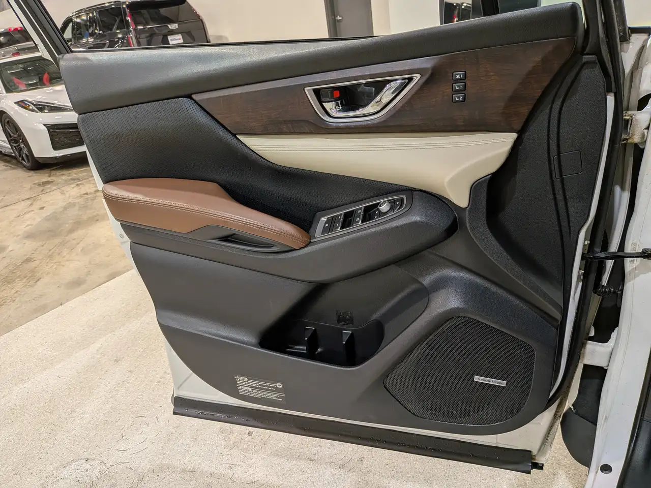 Subaru Ascent снимка Subaru Ascent