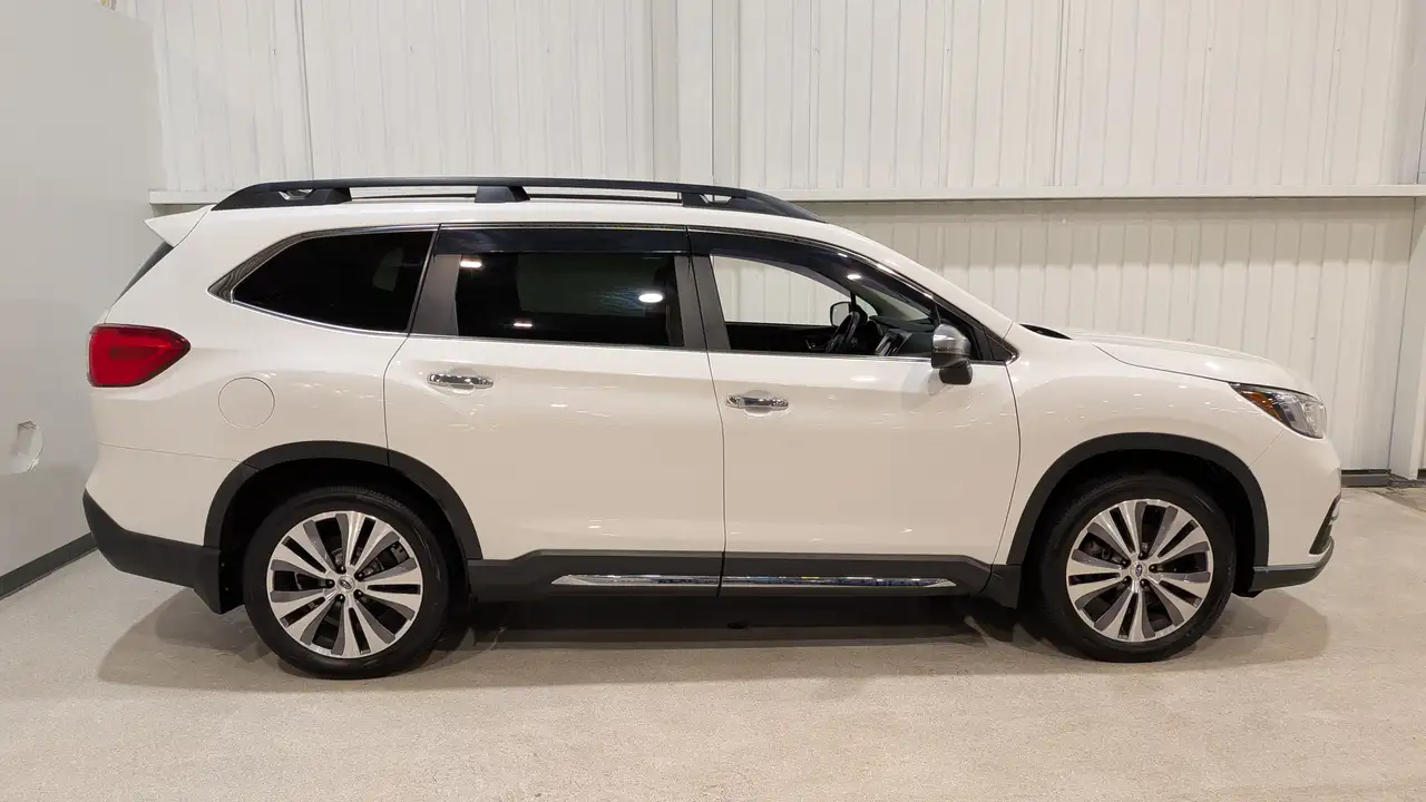 Subaru Ascent снимка Subaru Ascent