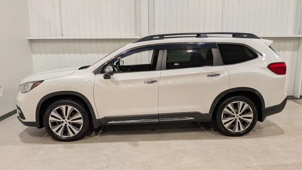 Subaru Ascent снимка Subaru Ascent