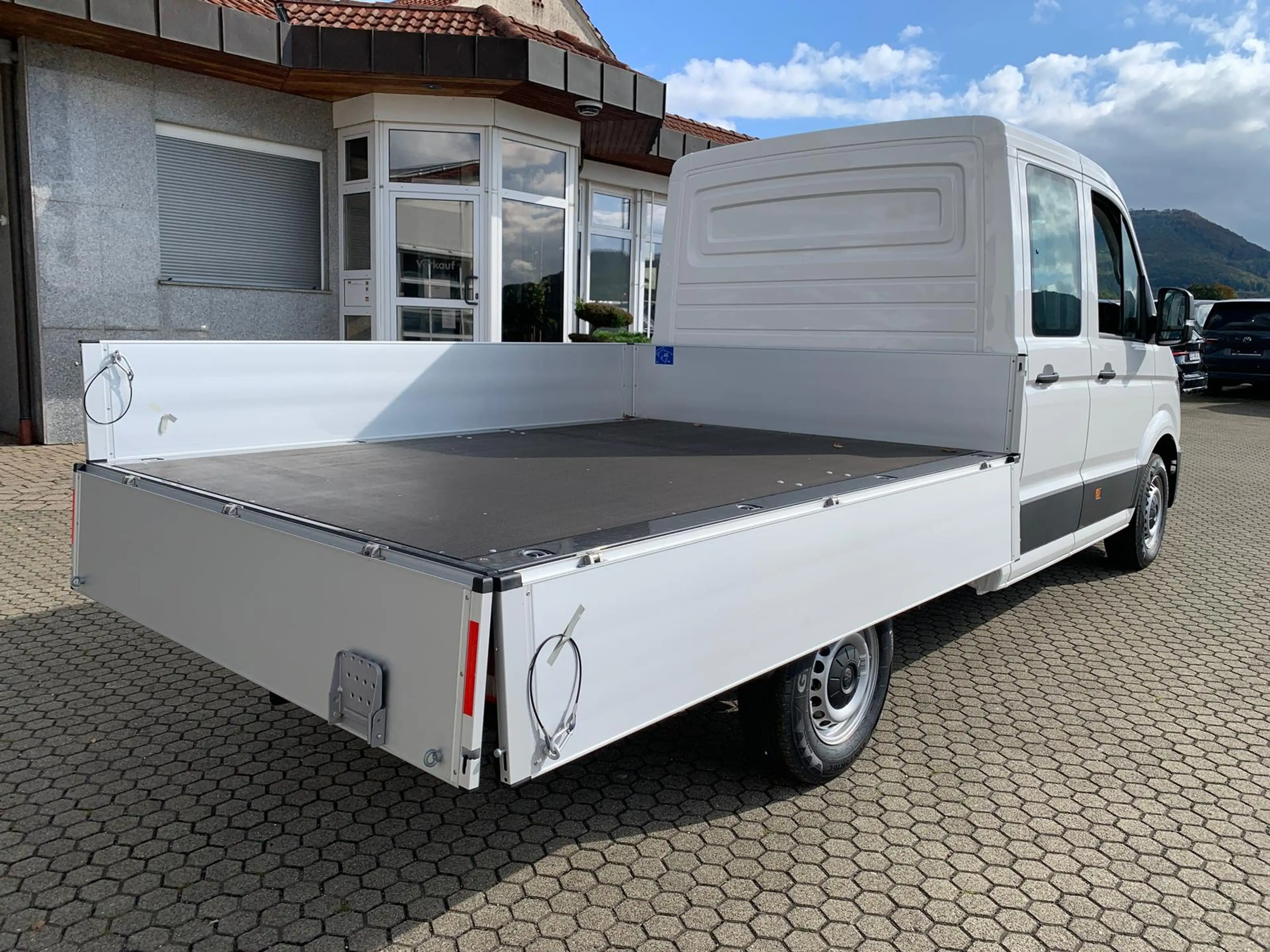 Volkswagen Crafter VW Crafter 35 DoKa MR L3 AHK 2+3Garantie 7-Sitzer — photo 3