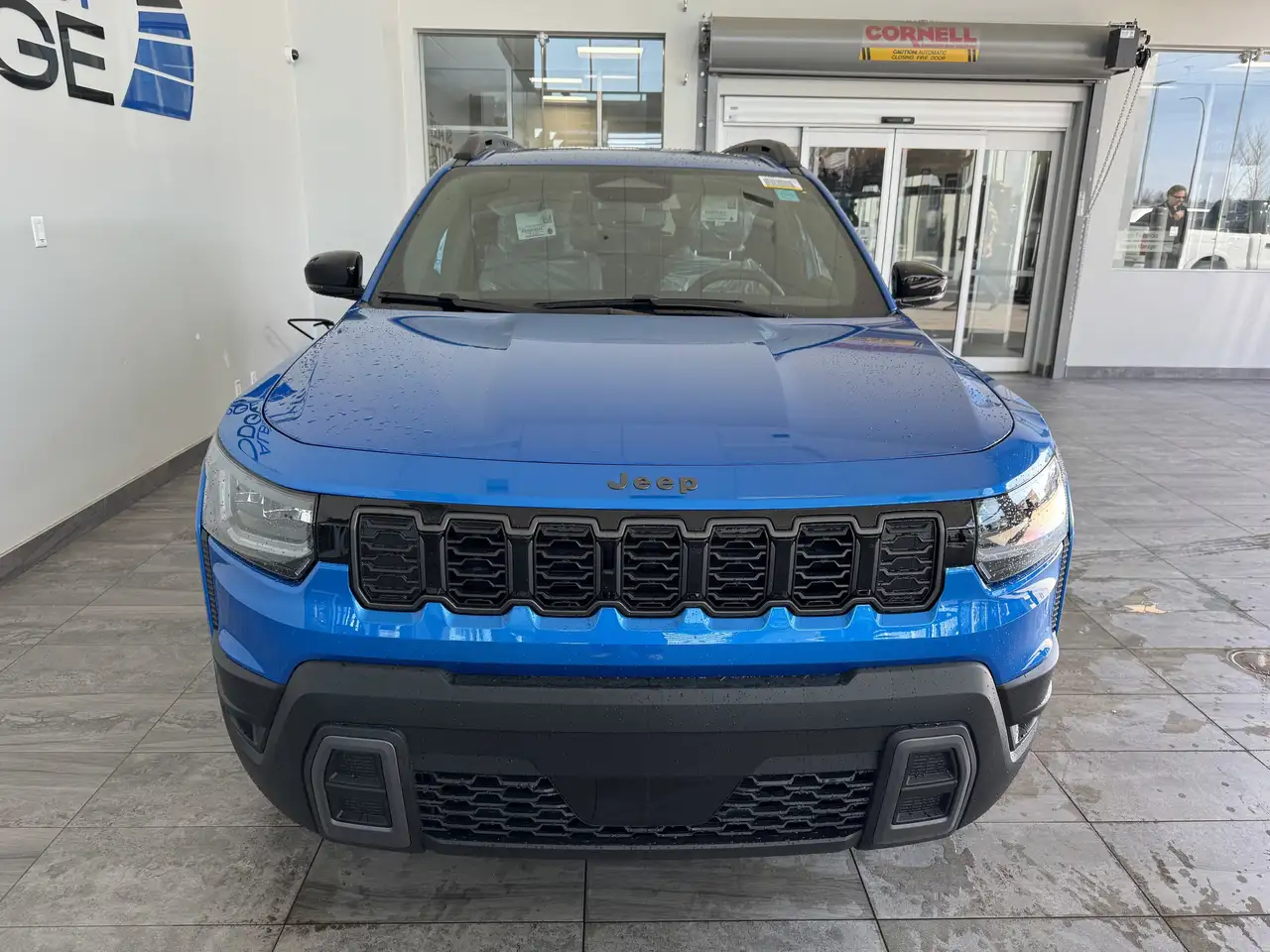 Jeep Cherokee снимка Jeep Cherokee