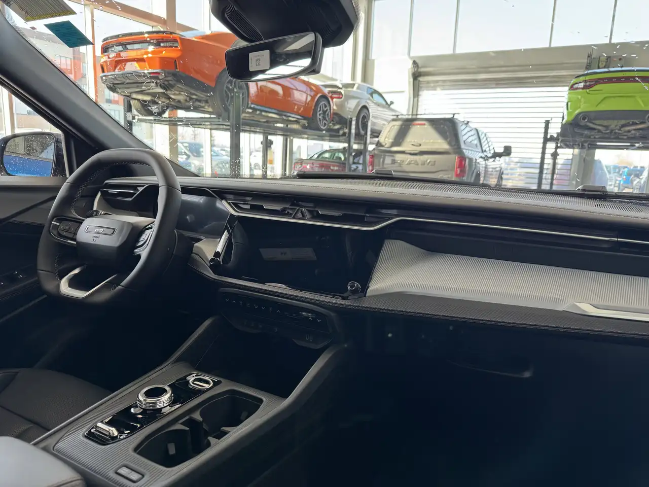 Jeep Cherokee снимка Jeep Cherokee
