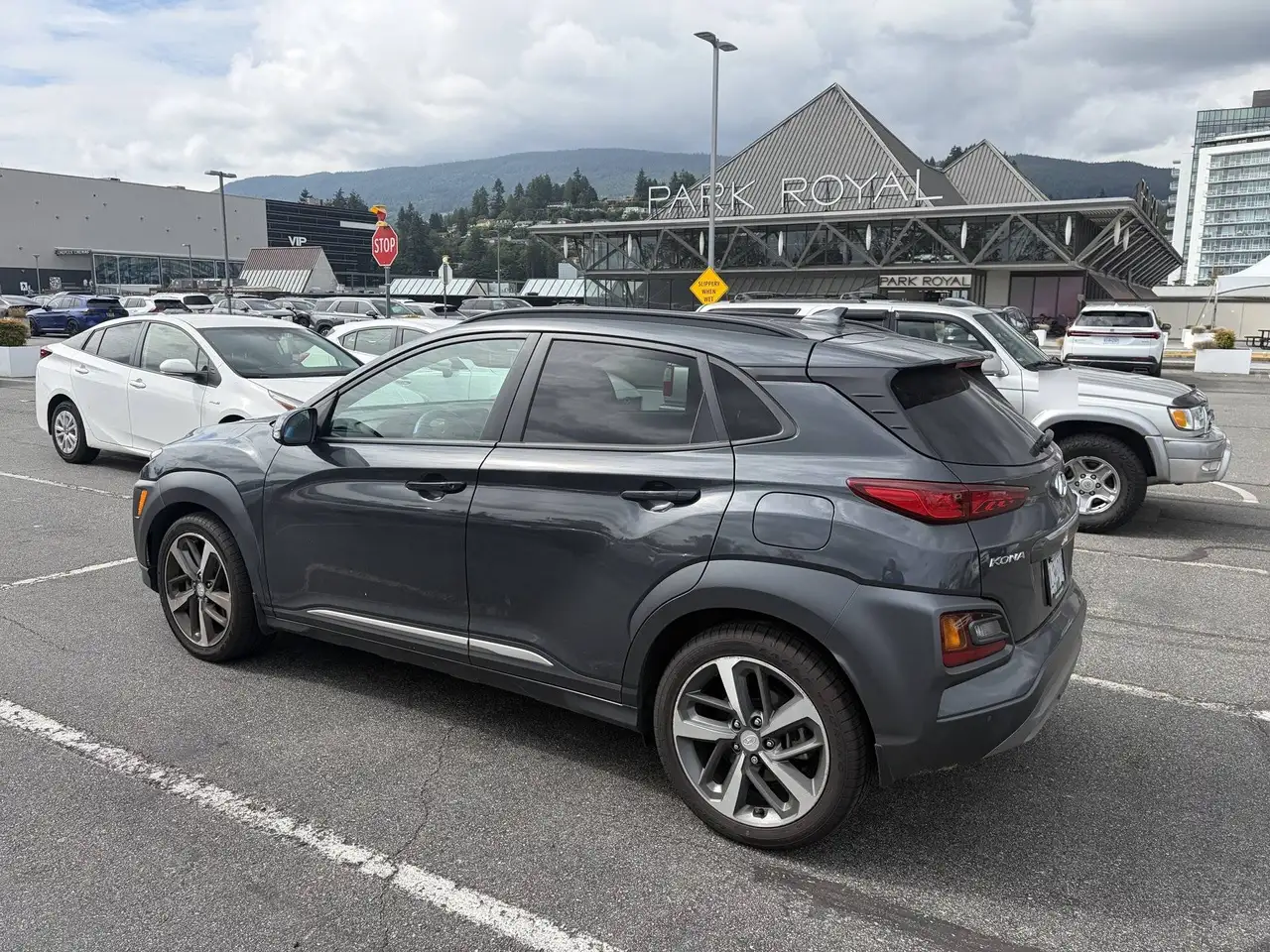 Hyundai KONA photo Hyundai KONA
