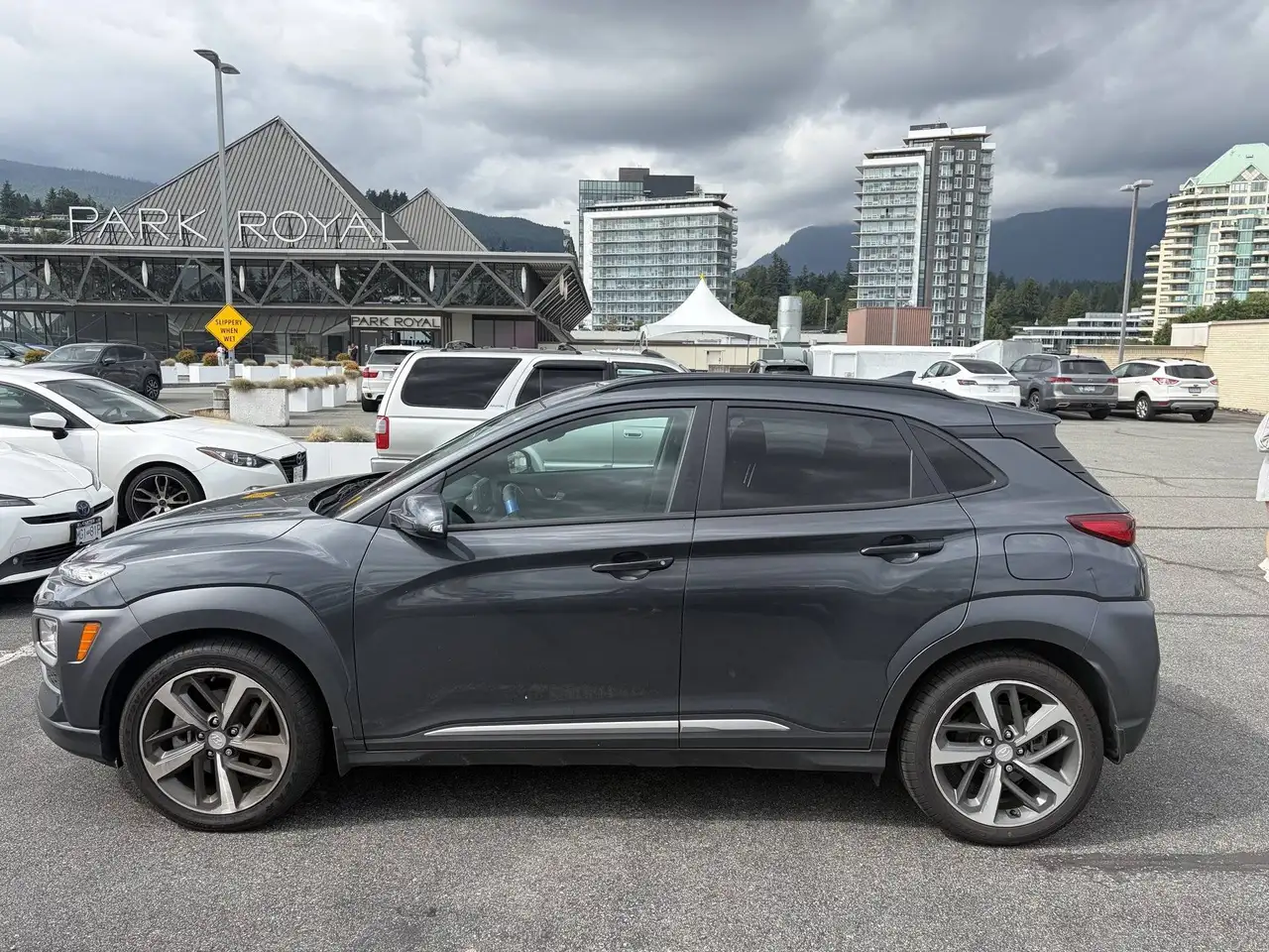 Hyundai KONA photo Hyundai KONA